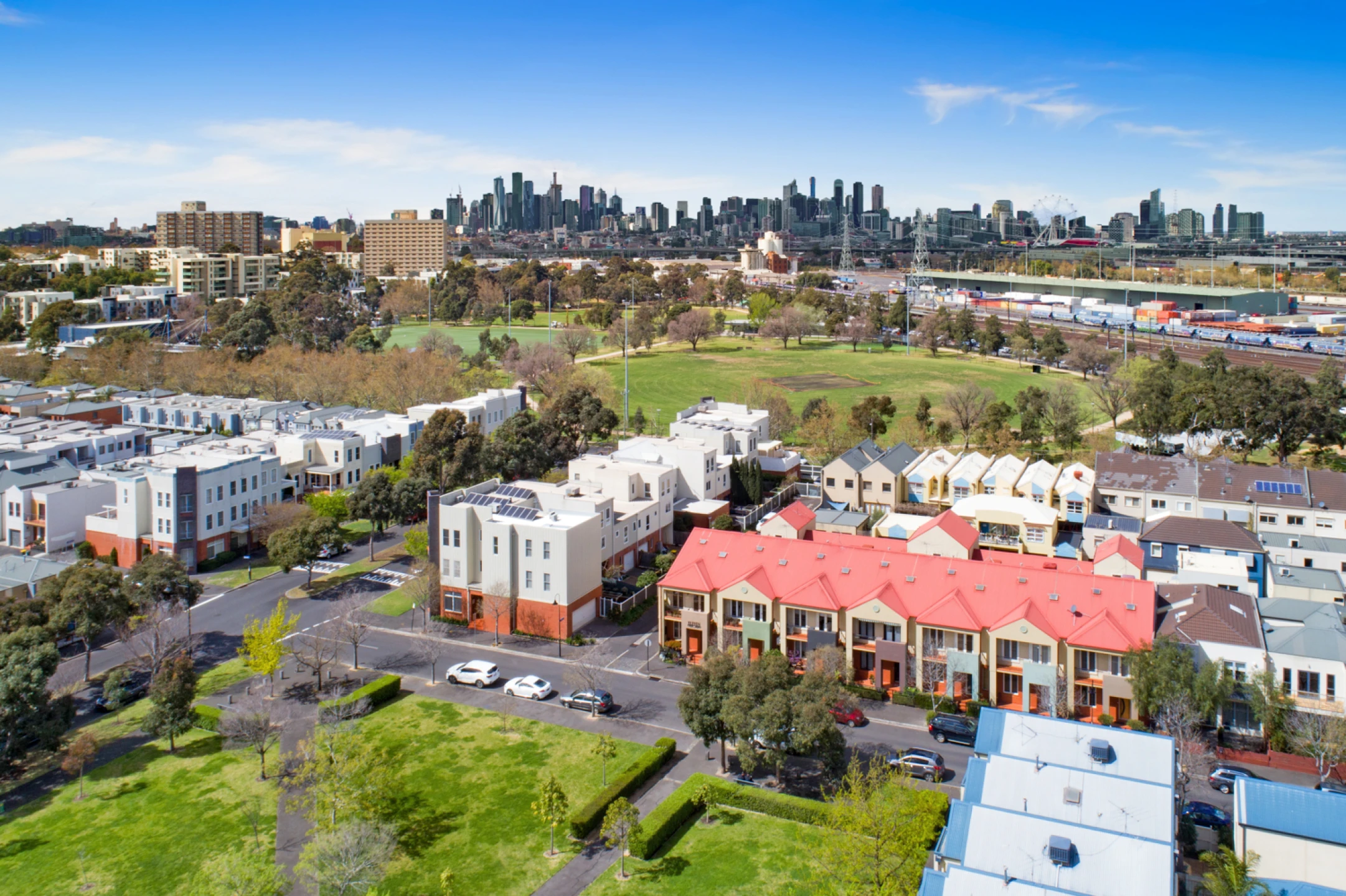 13 Wakefield Street, Kensington VIC 3031, Kensington - Thumbnail 2