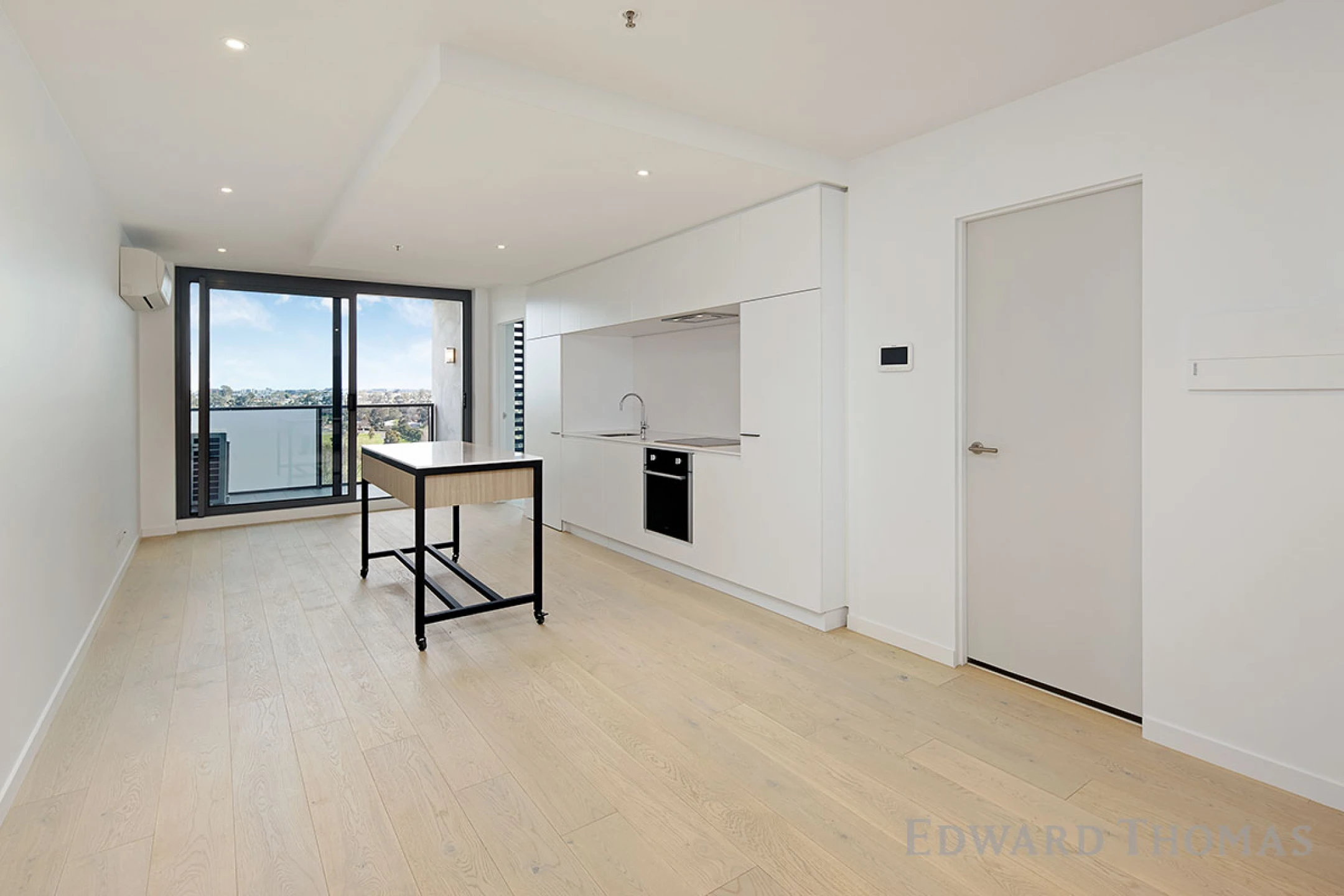 615 / 1 Ascot Vale Road, Flemington VIC 3031, Flemington - Thumbnail 2
