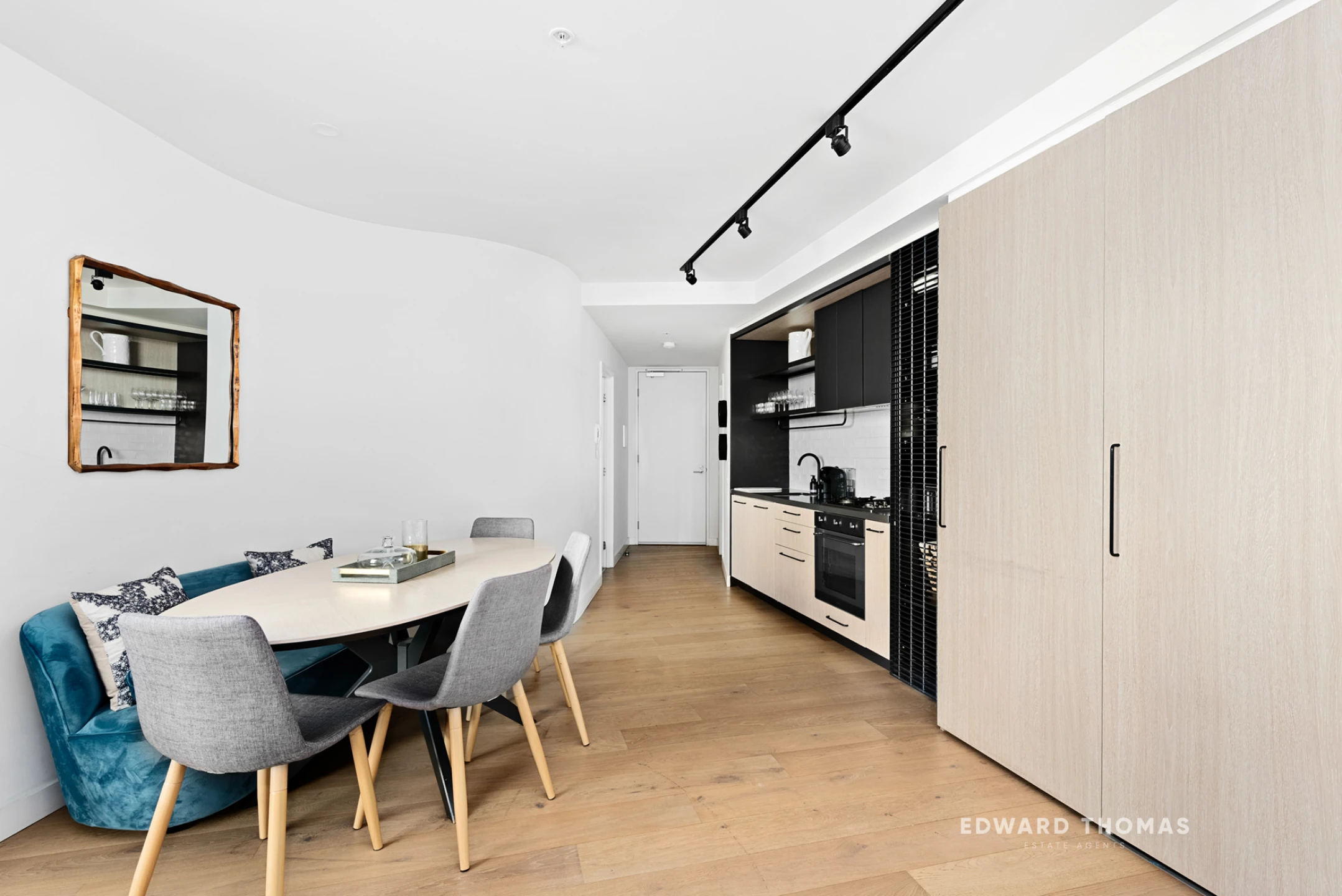 304 / 36 Collins Street, Essendon VIC 3040, Essendon - Thumbnail 2