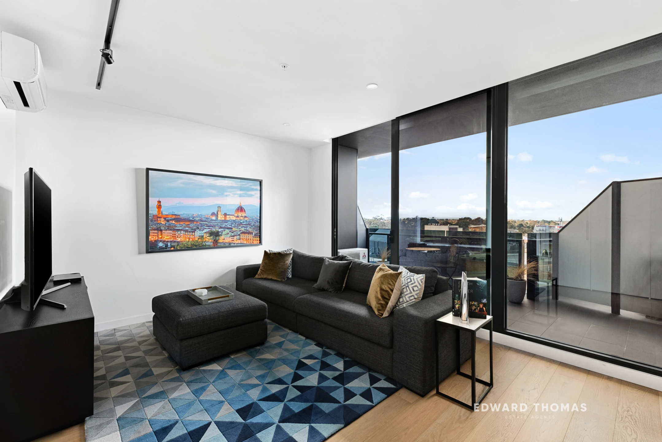 Property enquiry form background image