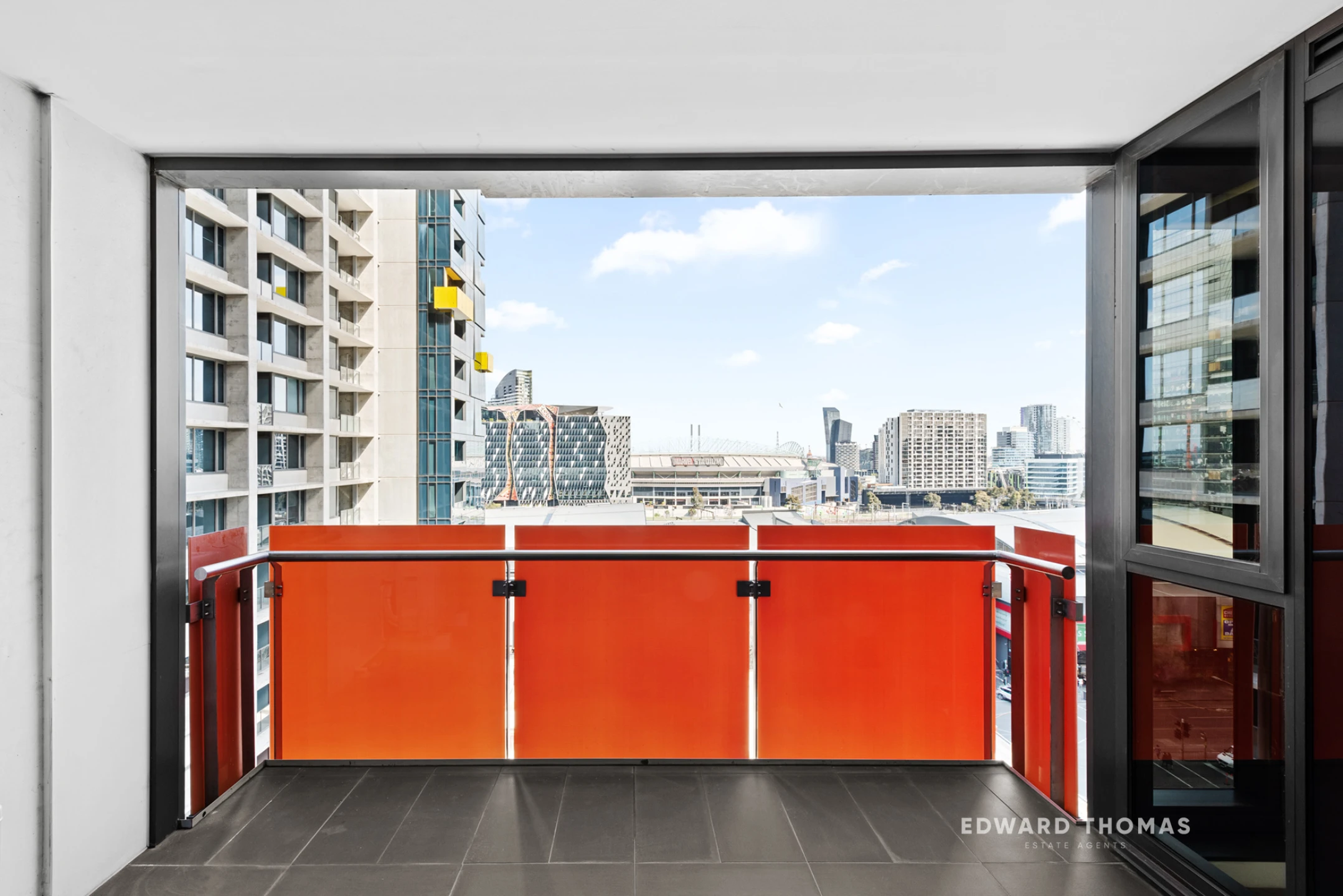 910 / 639 Lonsdale Street, Melbourne VIC 3000, Melbourne - Thumbnail 2