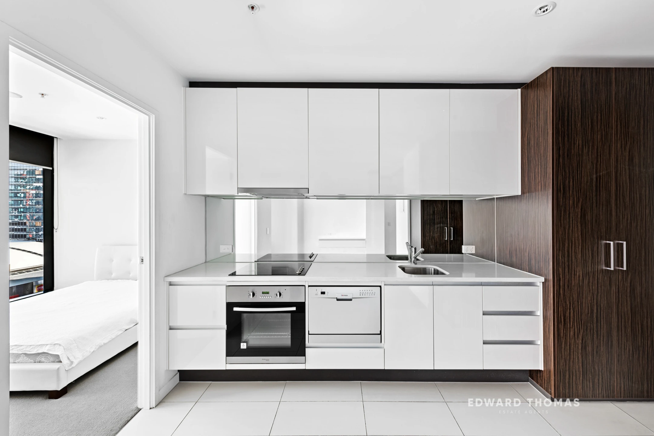 910 / 639 Lonsdale Street, Melbourne VIC 3000, Melbourne - Thumbnail 3