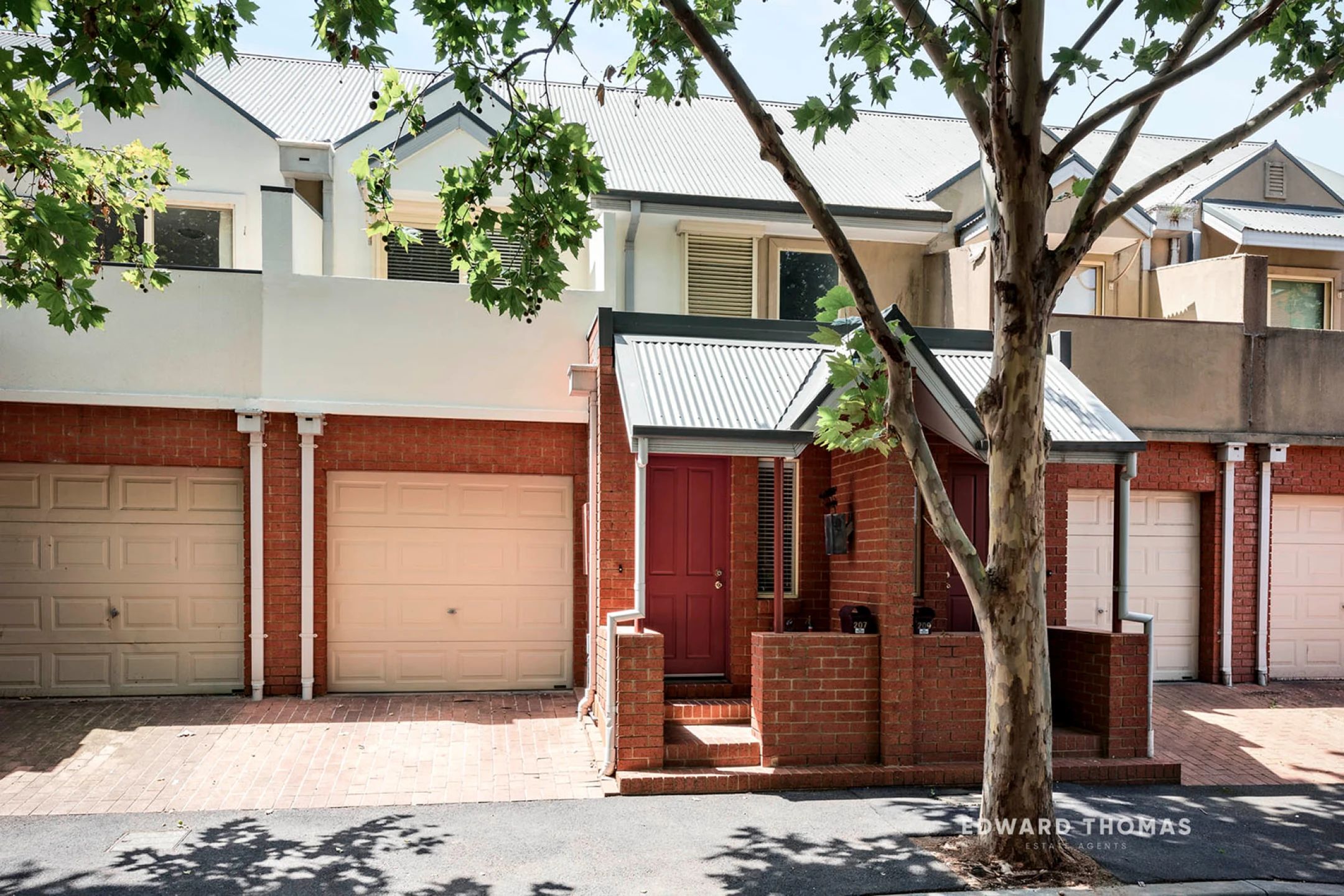 Property enquiry form background image