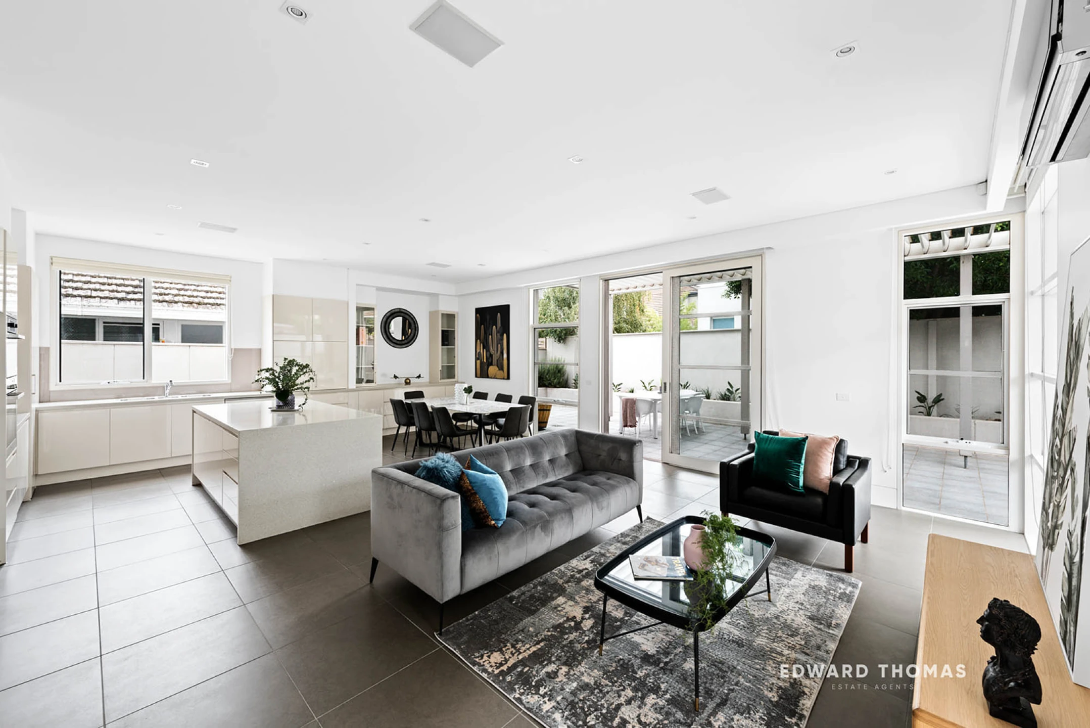 13 Raphael Street, Caulfield North VIC 3161, Caulfield North - Thumbnail 4