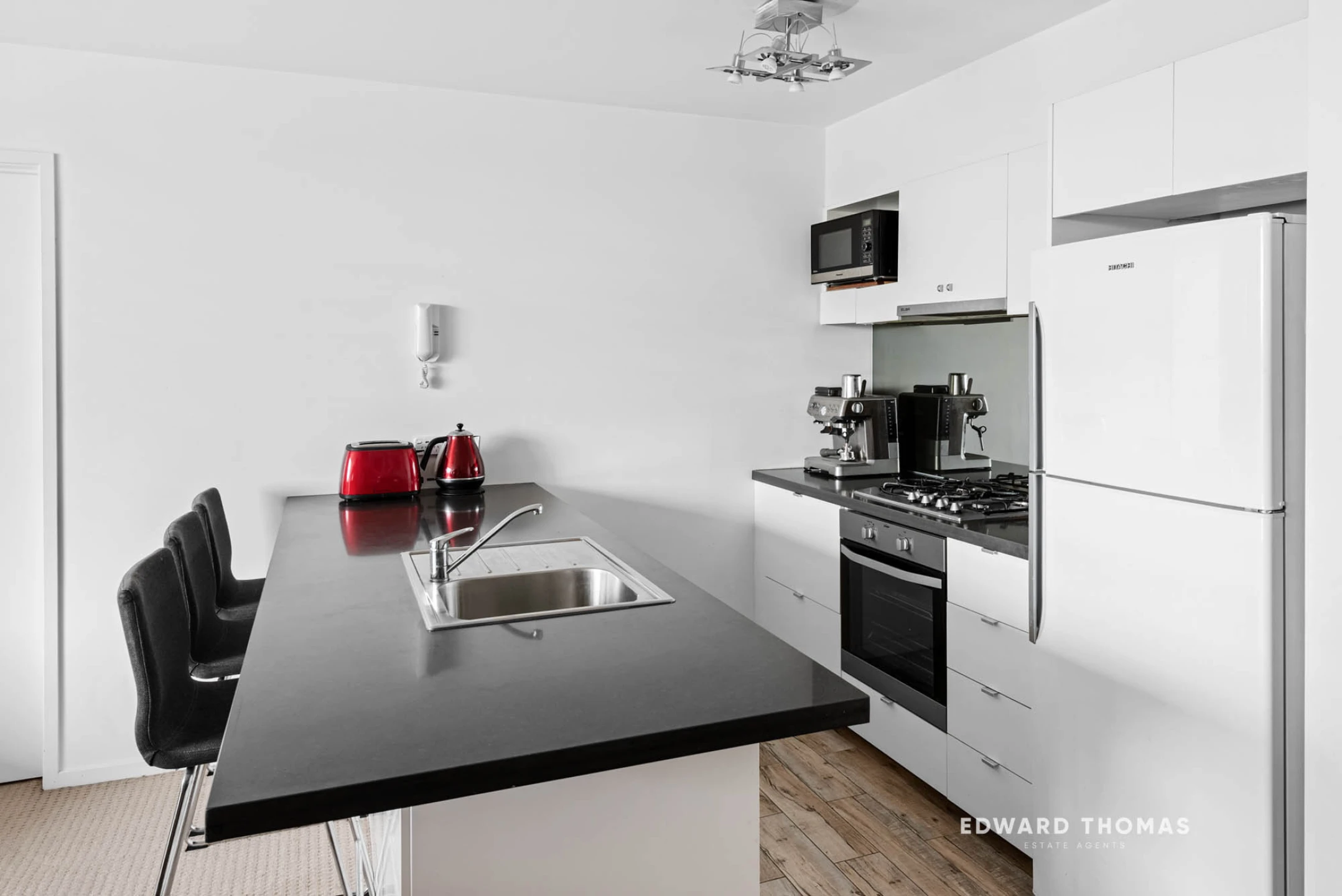 303 / 70 Speakmen Street, Kensington VIC 3031, Kensington - Thumbnail 3