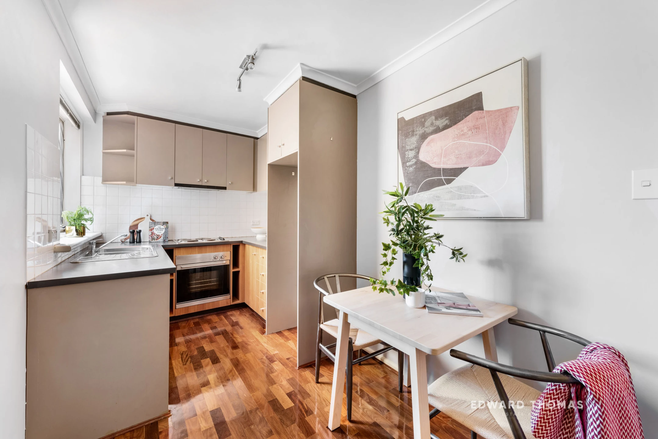 1 / 72 Kensington Road, Kensington VIC 3031, Kensington - Thumbnail 3