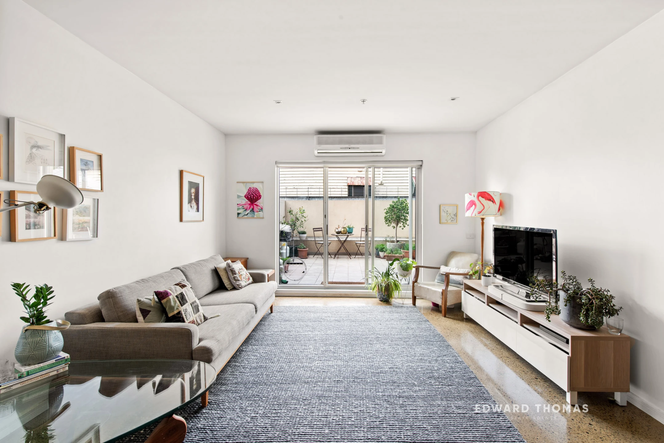 Property enquiry form background image