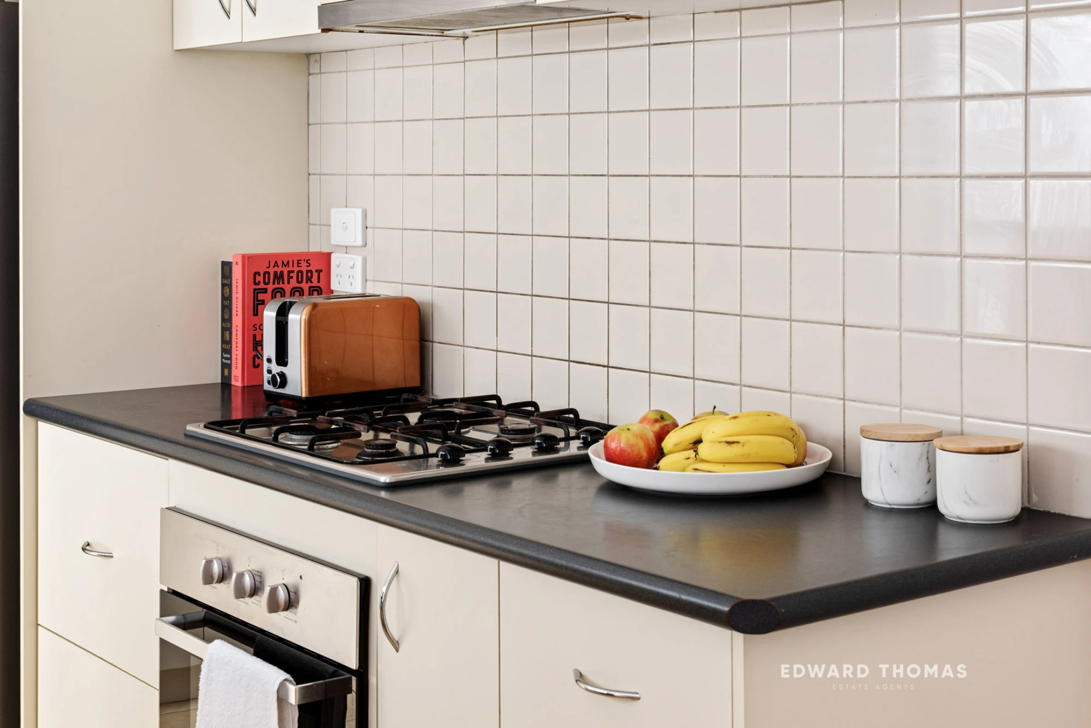 7 Taylor Mews, Kensington VIC 3031, Kensington - Thumbnail 3