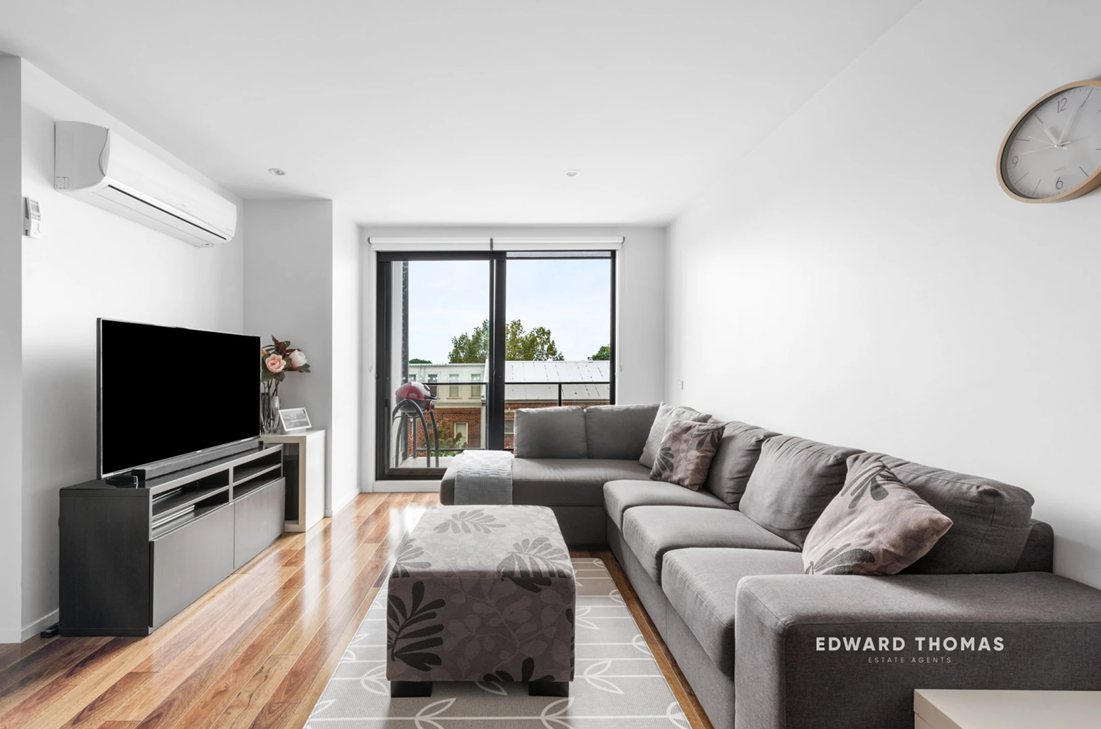 Property enquiry form background image