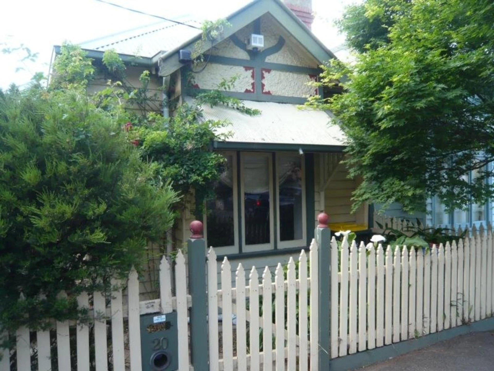 Property enquiry form background image