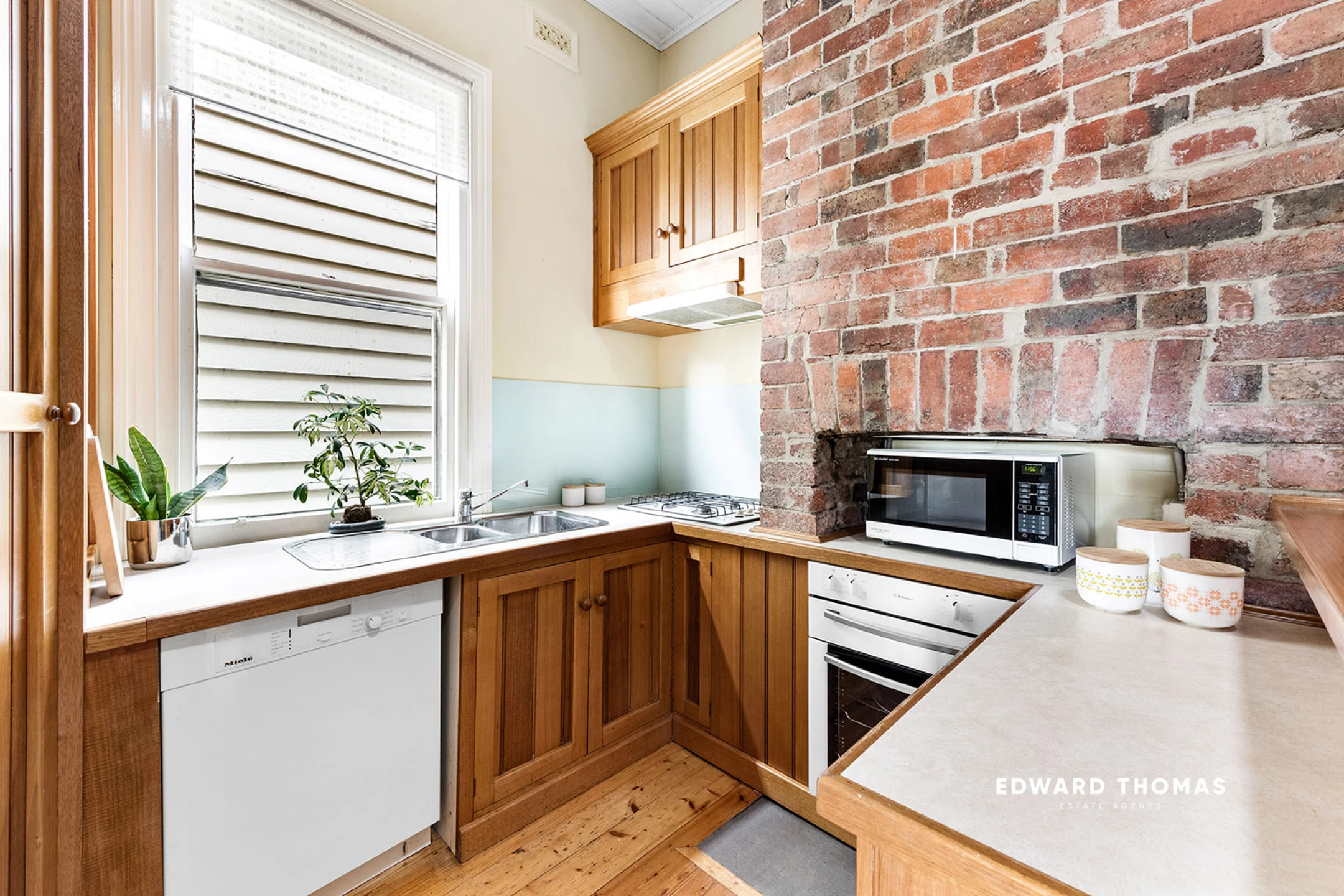 42 Bangalore Street, Kensington VIC 3031, Kensington - Thumbnail 7