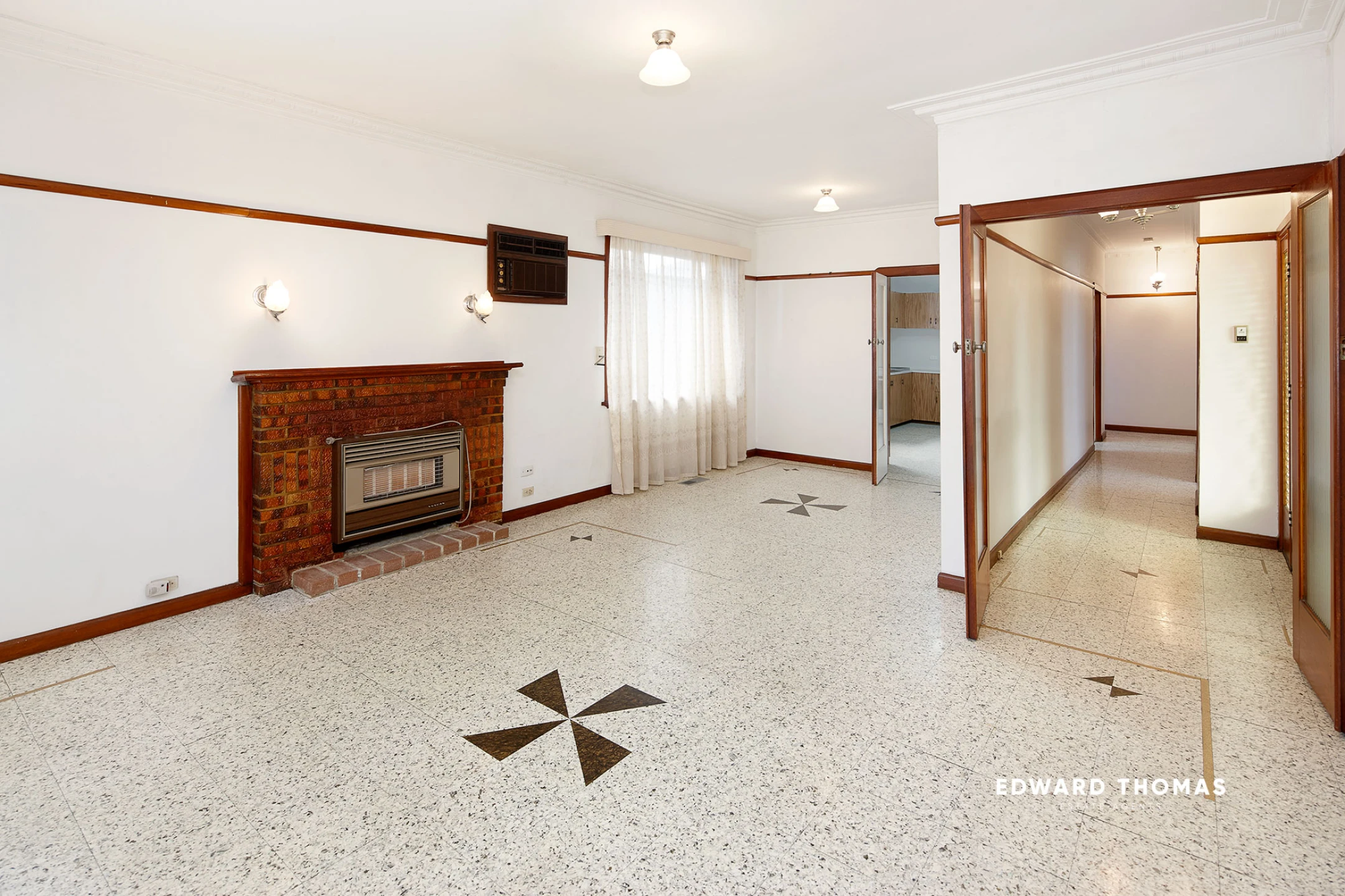 201 Blackshaws Road, Newport VIC 3015, Newport - Thumbnail 3