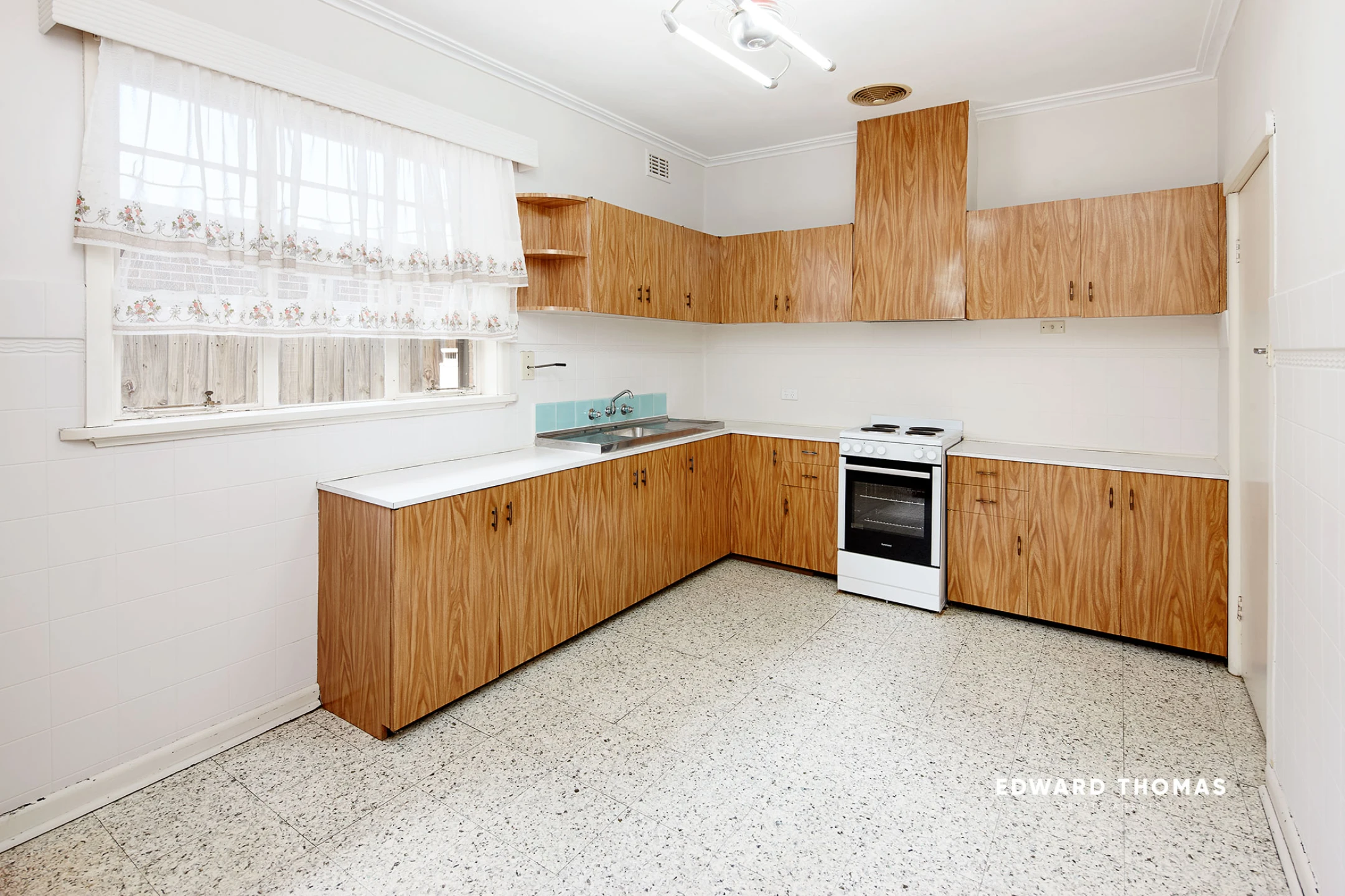 201 Blackshaws Road, Newport VIC 3015, Newport - Thumbnail 4