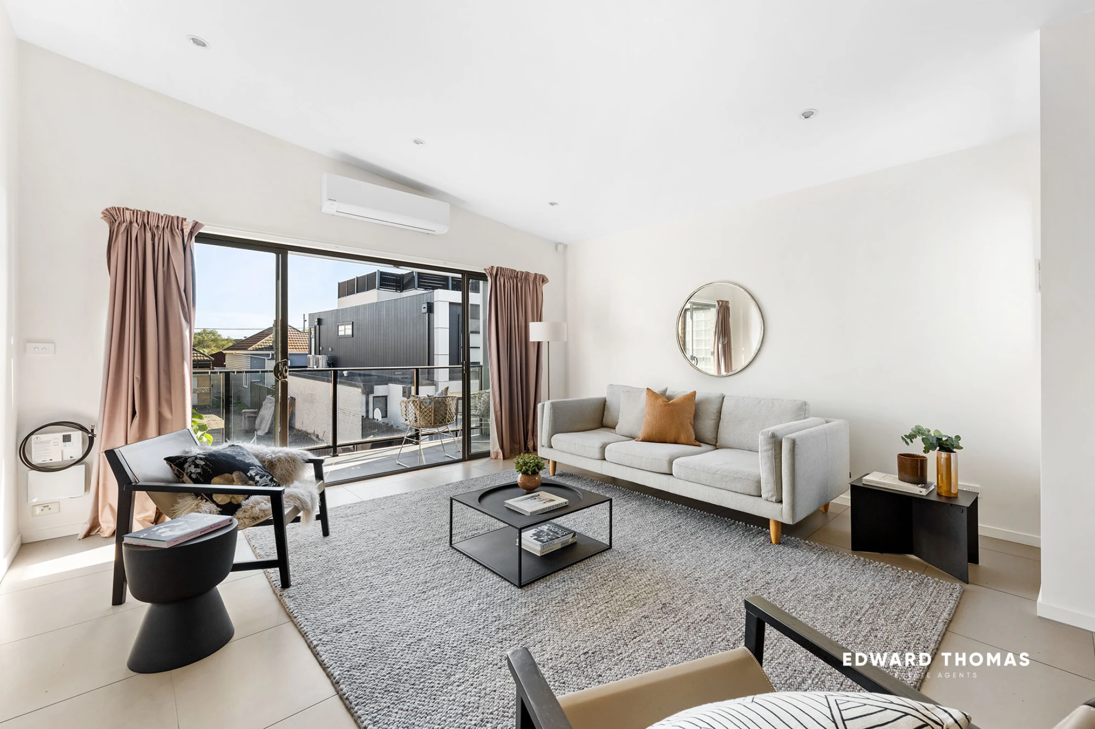 Property enquiry form background image