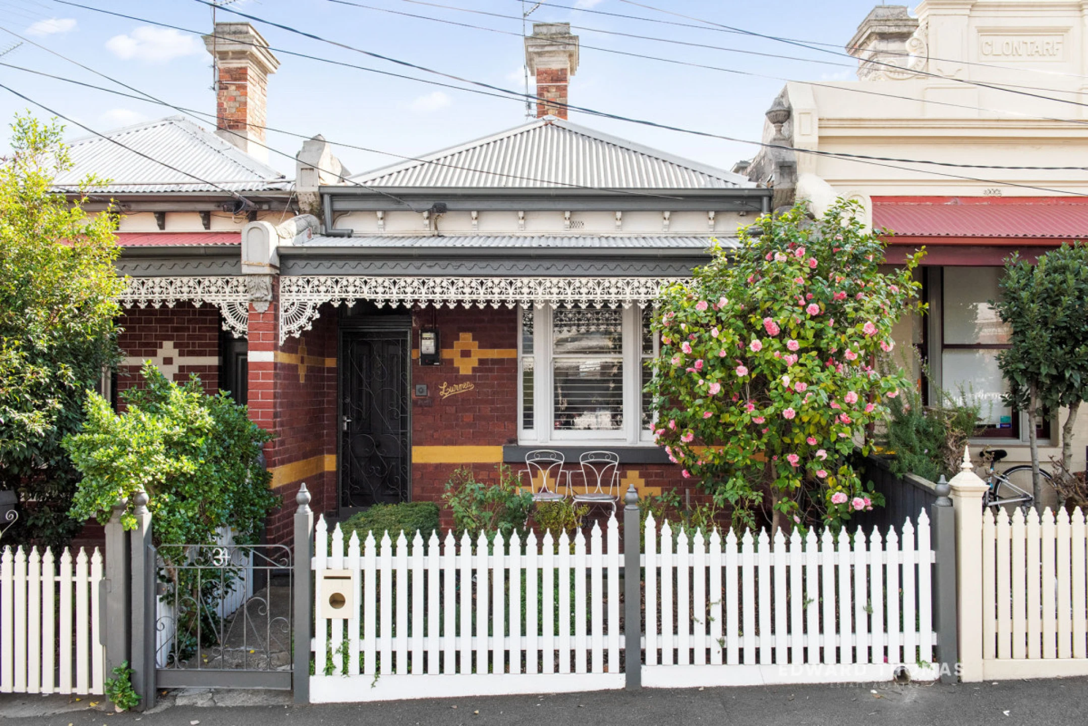 Property enquiry form background image