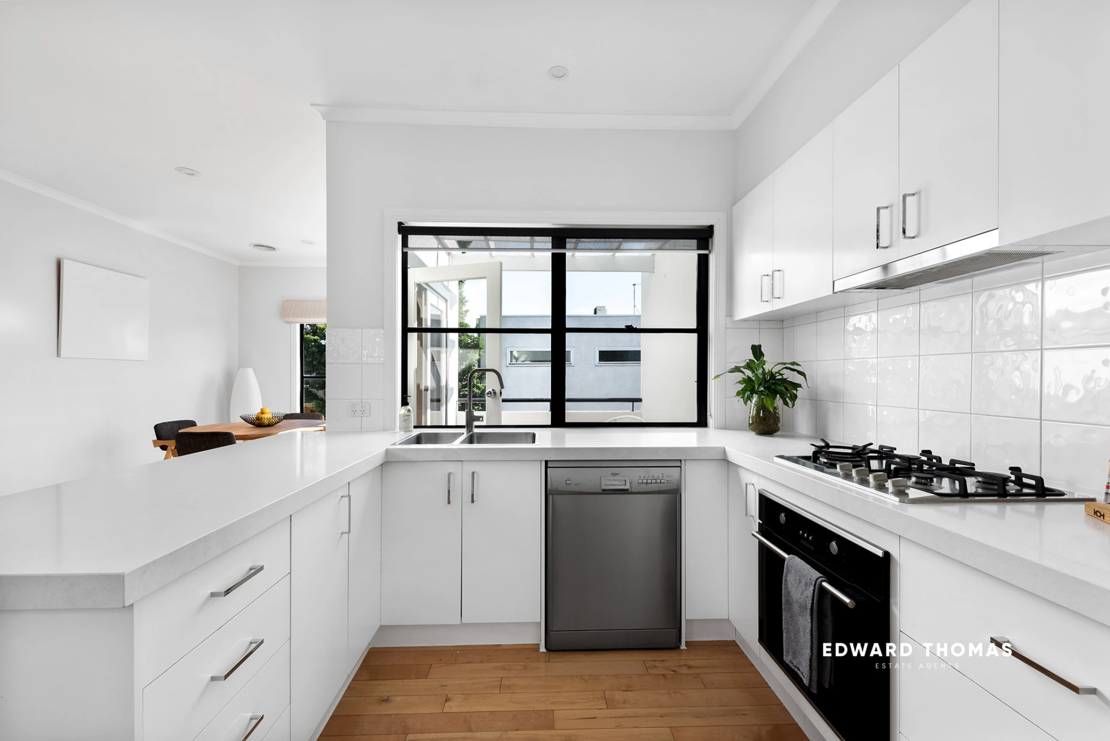 75 Rayner Lane, Kensington VIC 3031, Kensington - Thumbnail 5