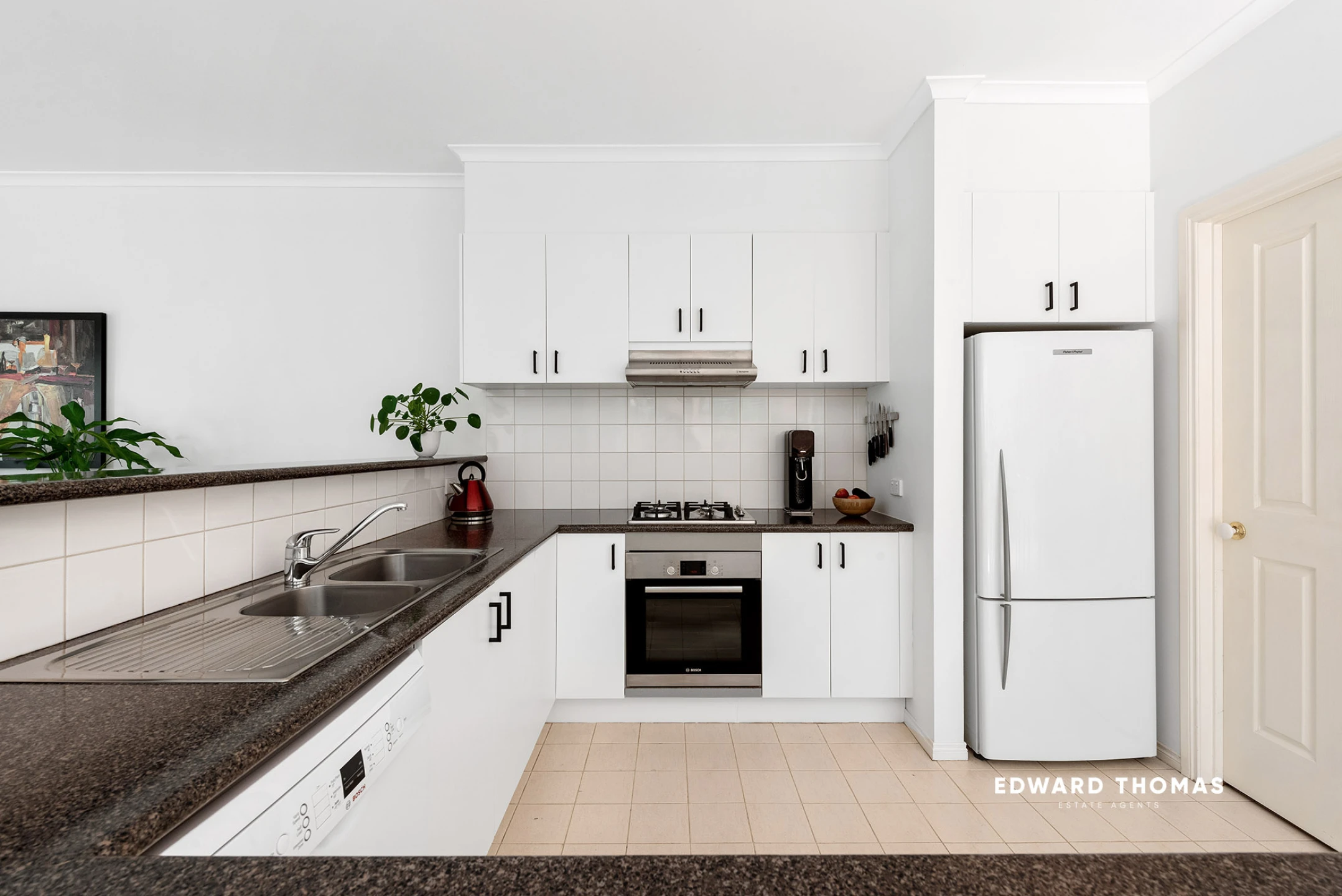 21 Bateman Road, Kensington VIC 3031, Kensington - Thumbnail 3