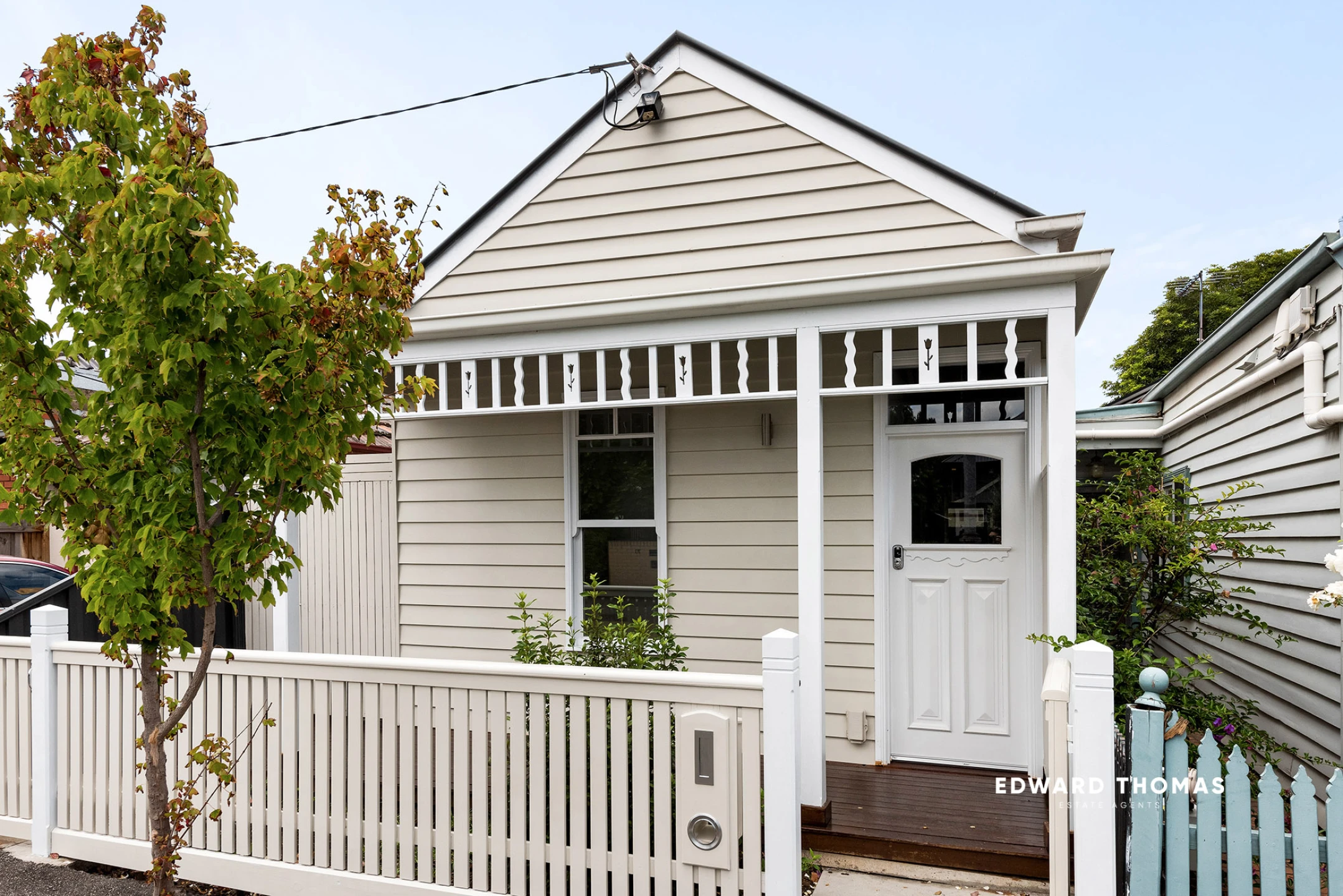 Property enquiry form background image
