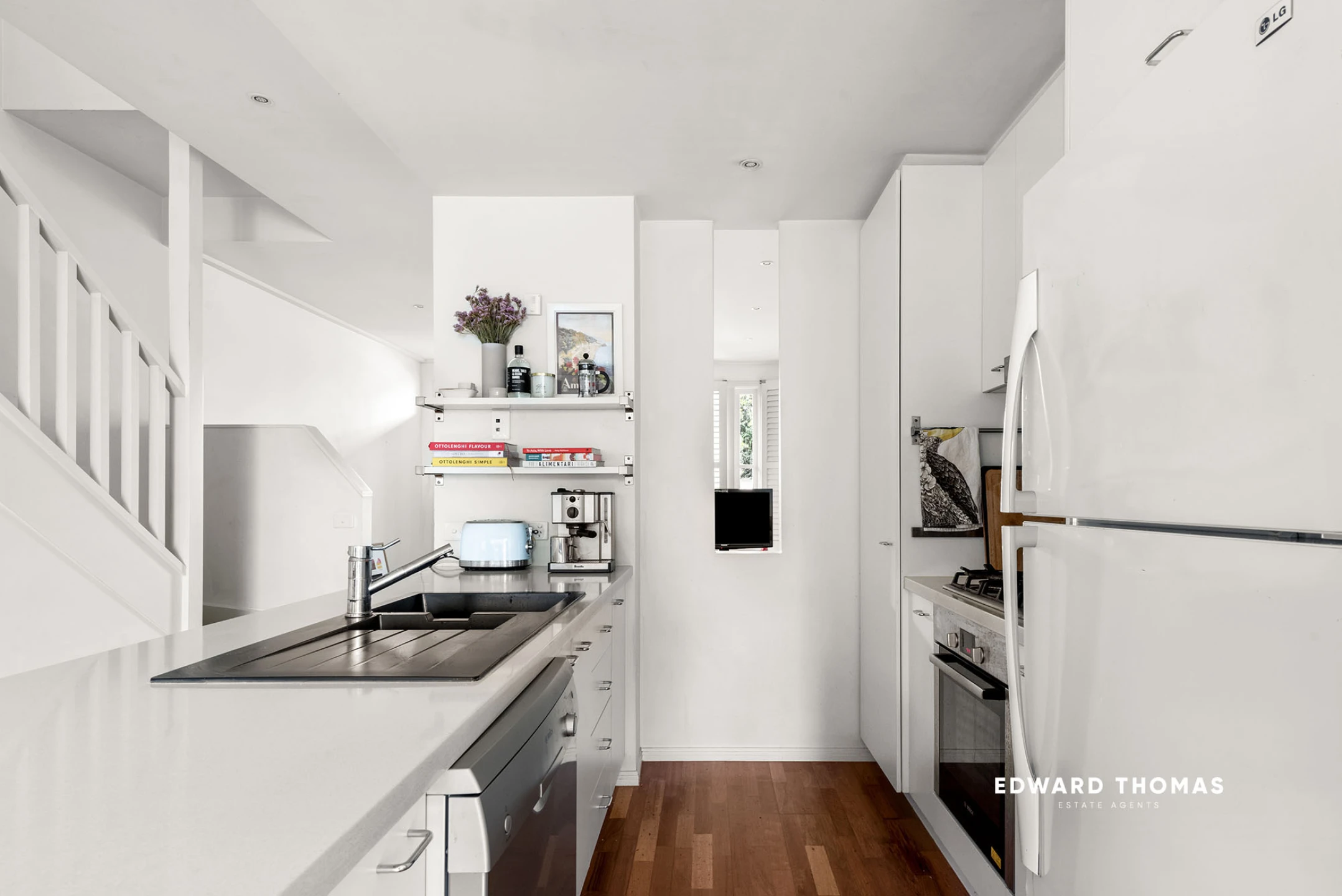 10 Derby Street, Kensington VIC 3031, Kensington - Thumbnail 2