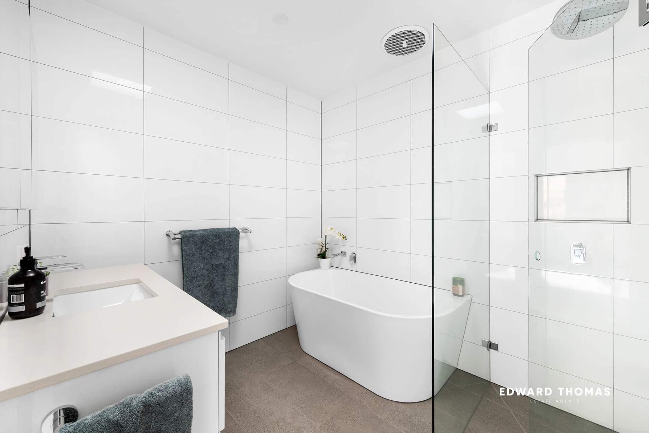 100 Fairbairn Drive, Kensington VIC 3031, Kensington - Thumbnail 8