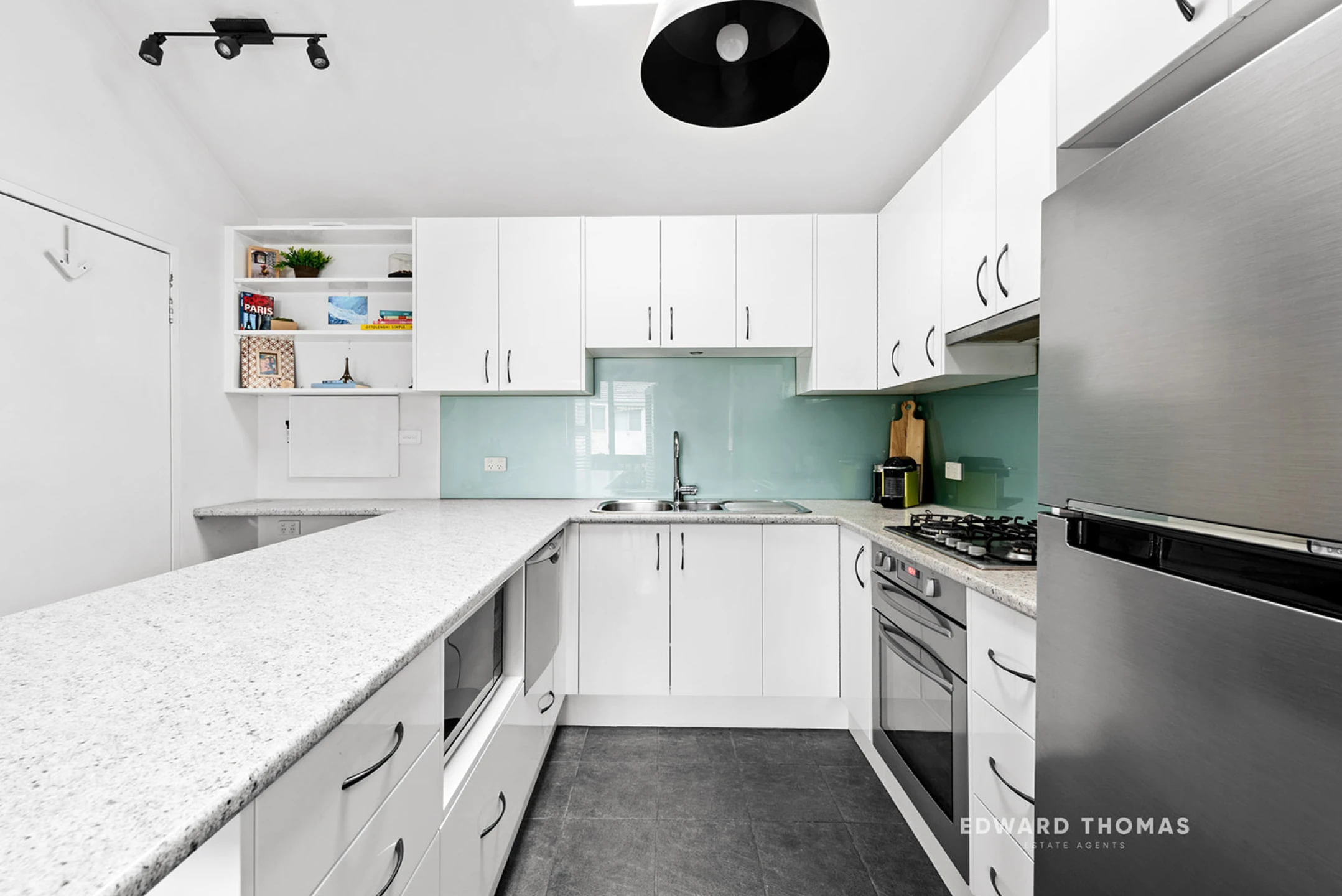 12 Bradfield Lane, Kensington VIC 3031, Kensington - Thumbnail 4