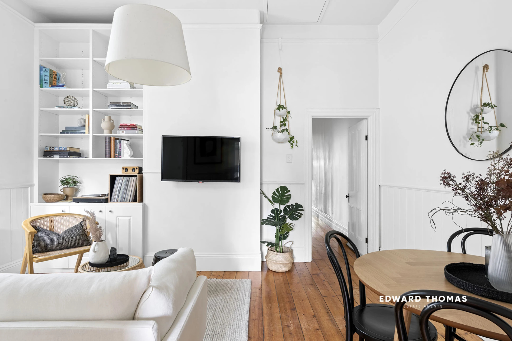 27 Gordon Crescent, Kensington VIC 3031, Kensington - Thumbnail 2