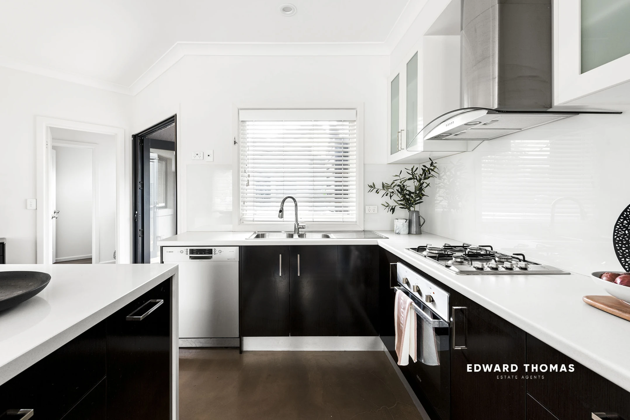 99 Gatehouse Drive, Kensington VIC 3031, Kensington - Thumbnail 3