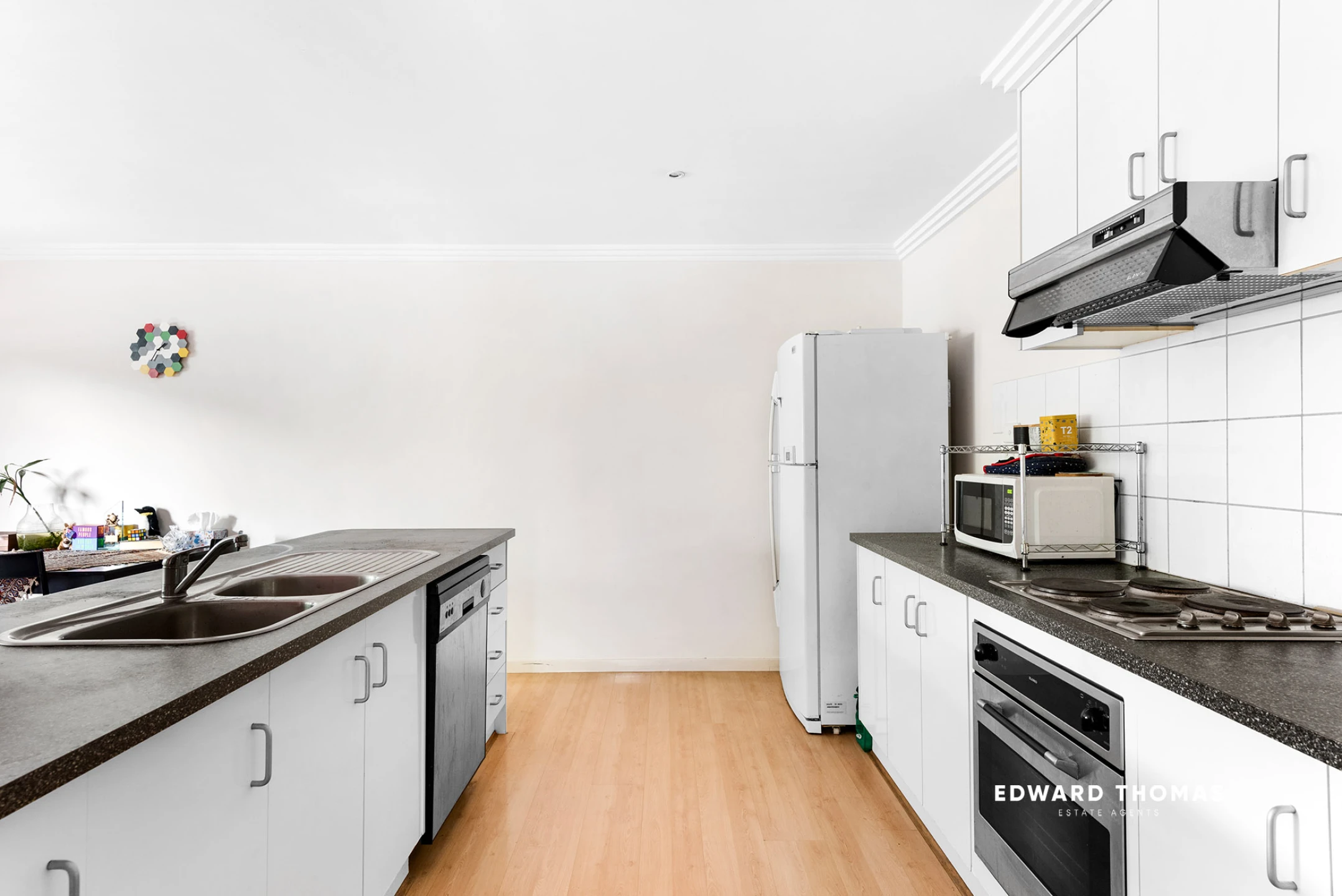 2 / 17 Ascot Vale Road, Flemington VIC 3031, Flemington - Thumbnail 2