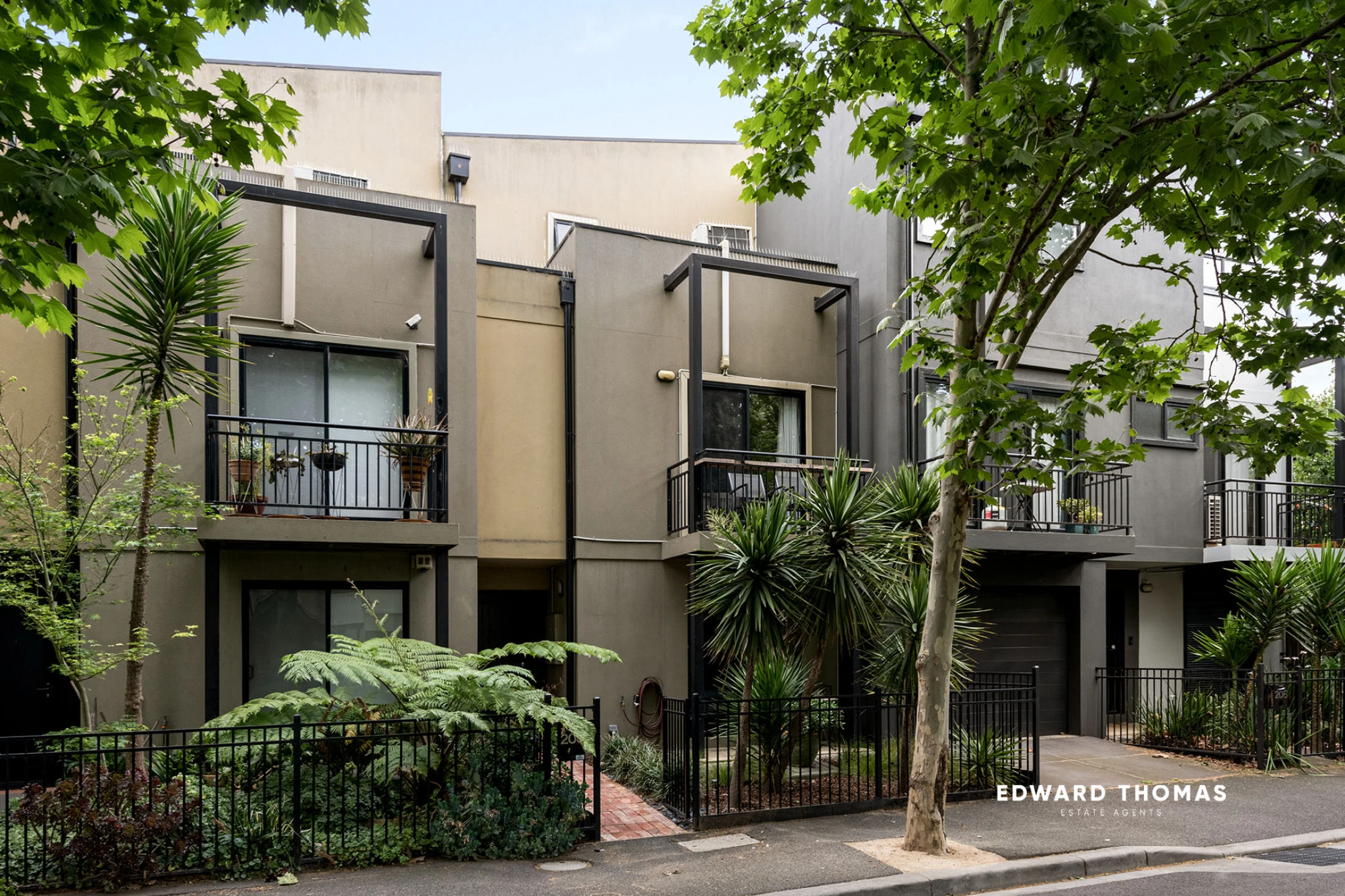 208 Stockmans Way, Kensington VIC 3031, Kensington - Thumbnail 5