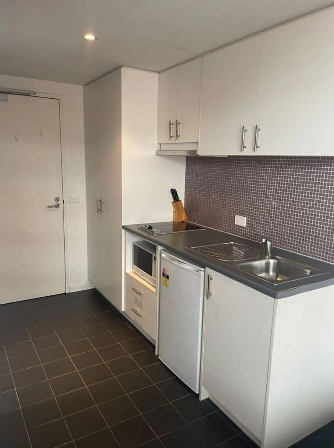 313 / 51 Gordon Street, Footscray VIC 3011, Footscray - Thumbnail 3