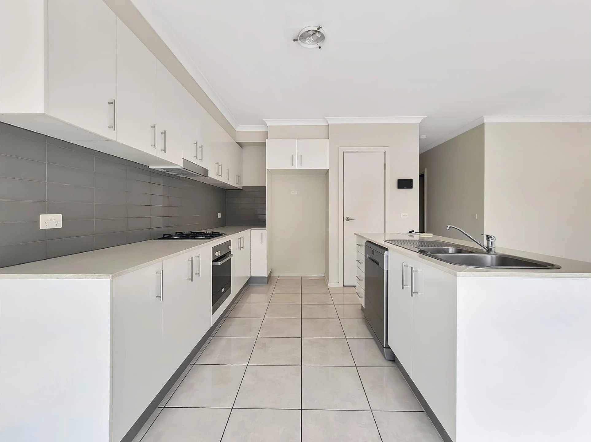 8 Rowland Drive, Point Cook VIC 3030, Point Cook - Thumbnail 2