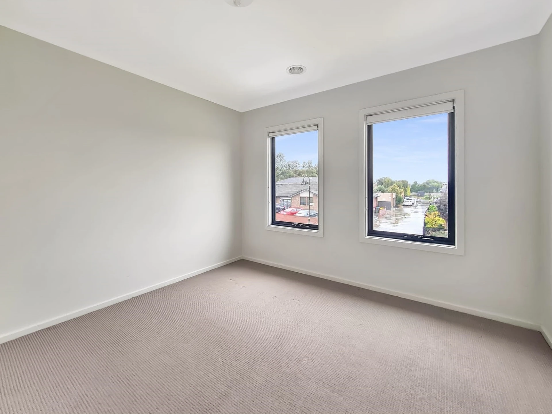 8 Rowland Drive, Point Cook VIC 3030, Point Cook - Thumbnail 6