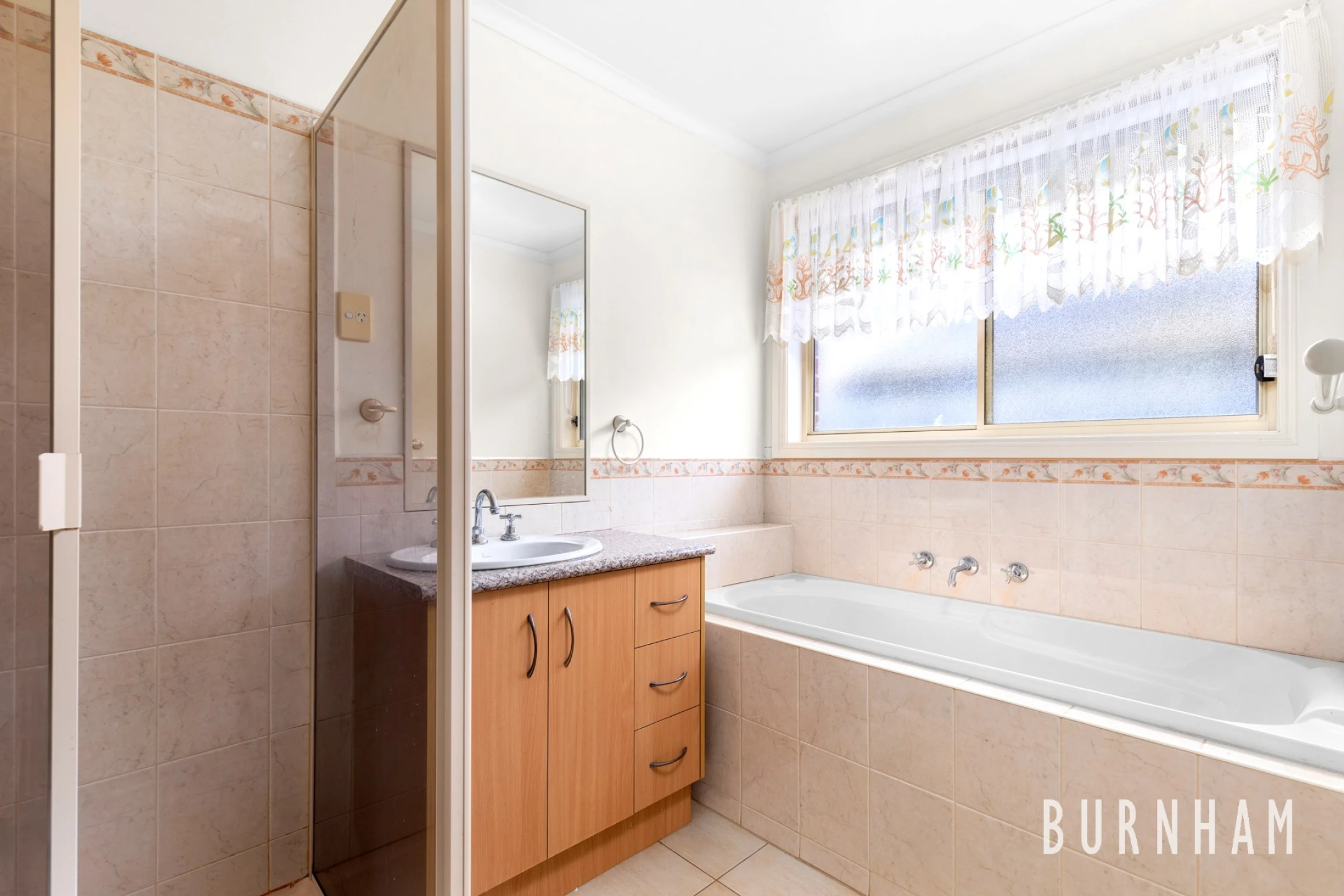 35 Roser Drive, Altona Meadows VIC 3028, Altona Meadows - Thumbnail 8