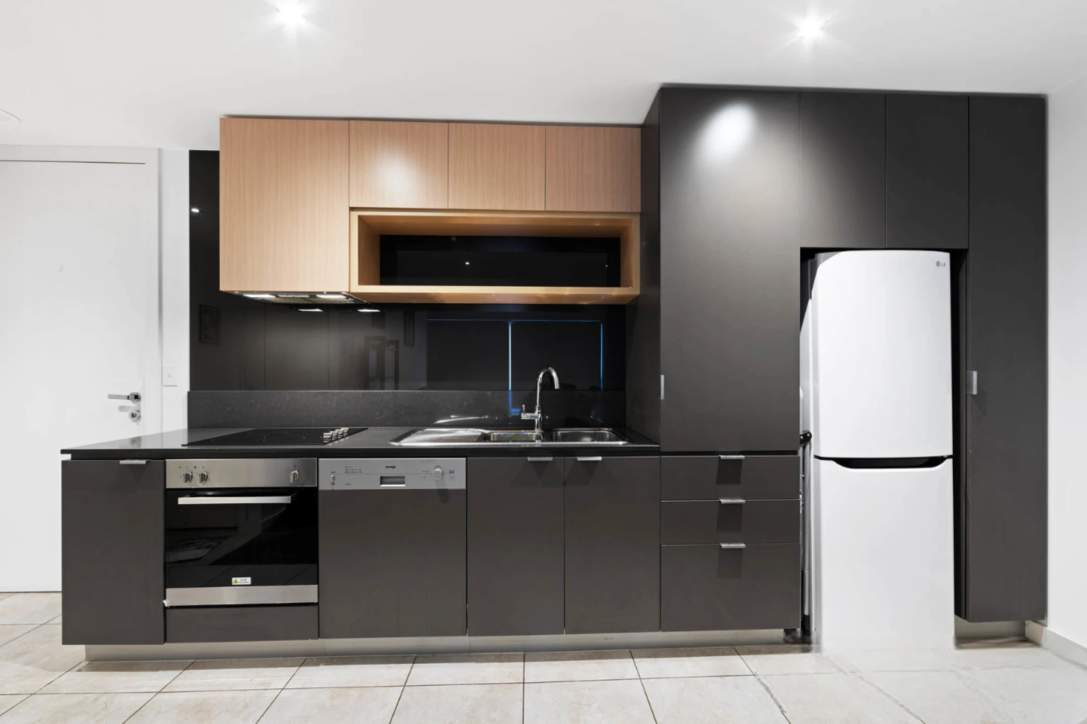 31 / 12 Crefden Street, Maidstone VIC 3012, Maidstone - Thumbnail 2