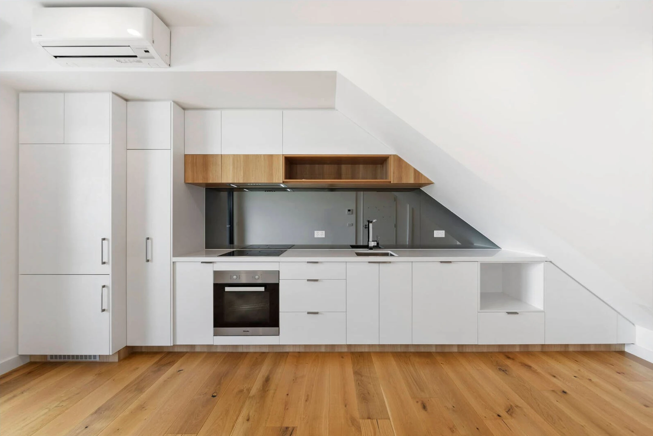 25 / 8-18 Whitehall Street, Footscray VIC 3011, Footscray - Thumbnail 3