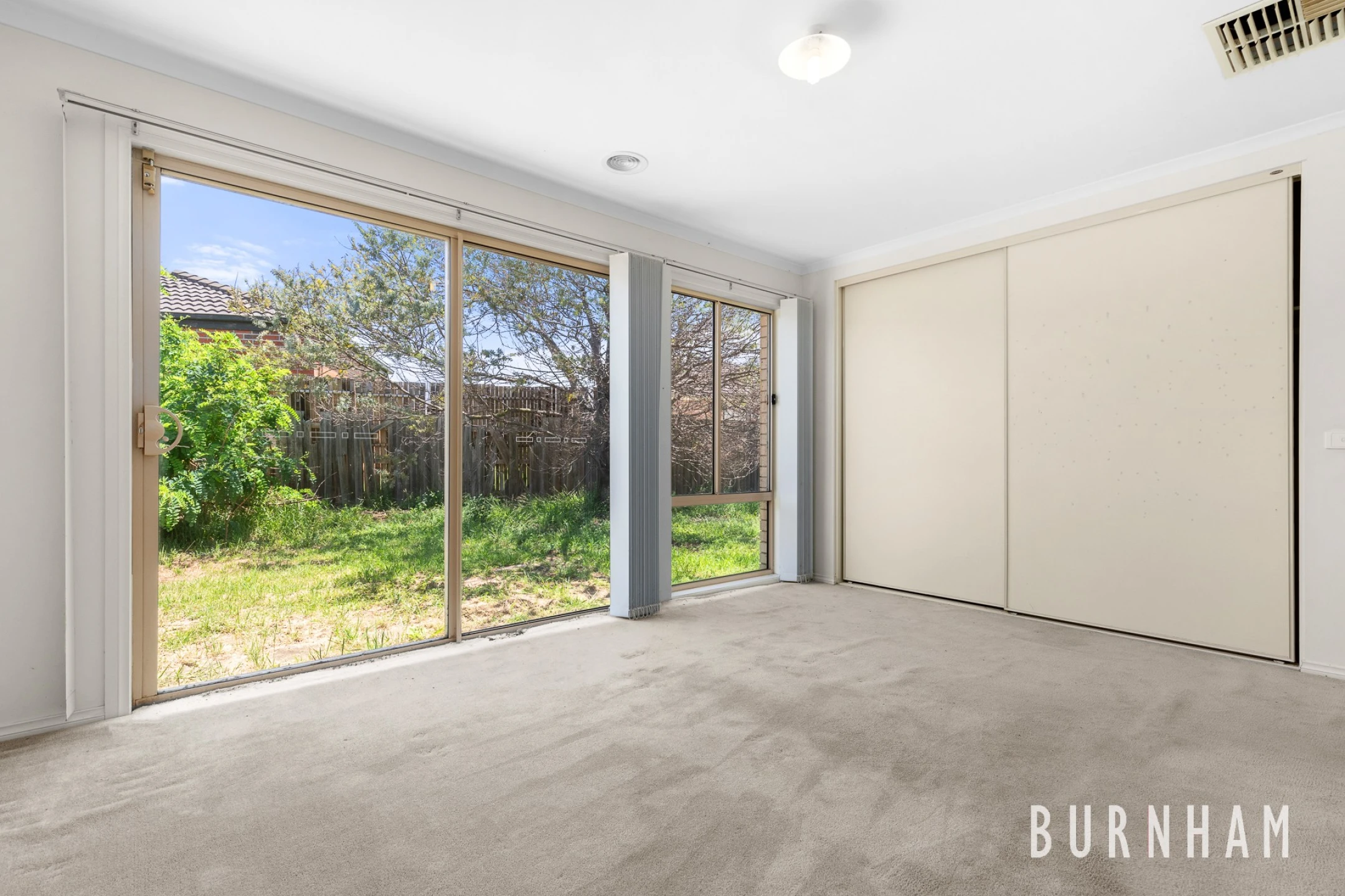 10 Joybells Crescent, Tarneit VIC 3029, Tarneit - Thumbnail 3