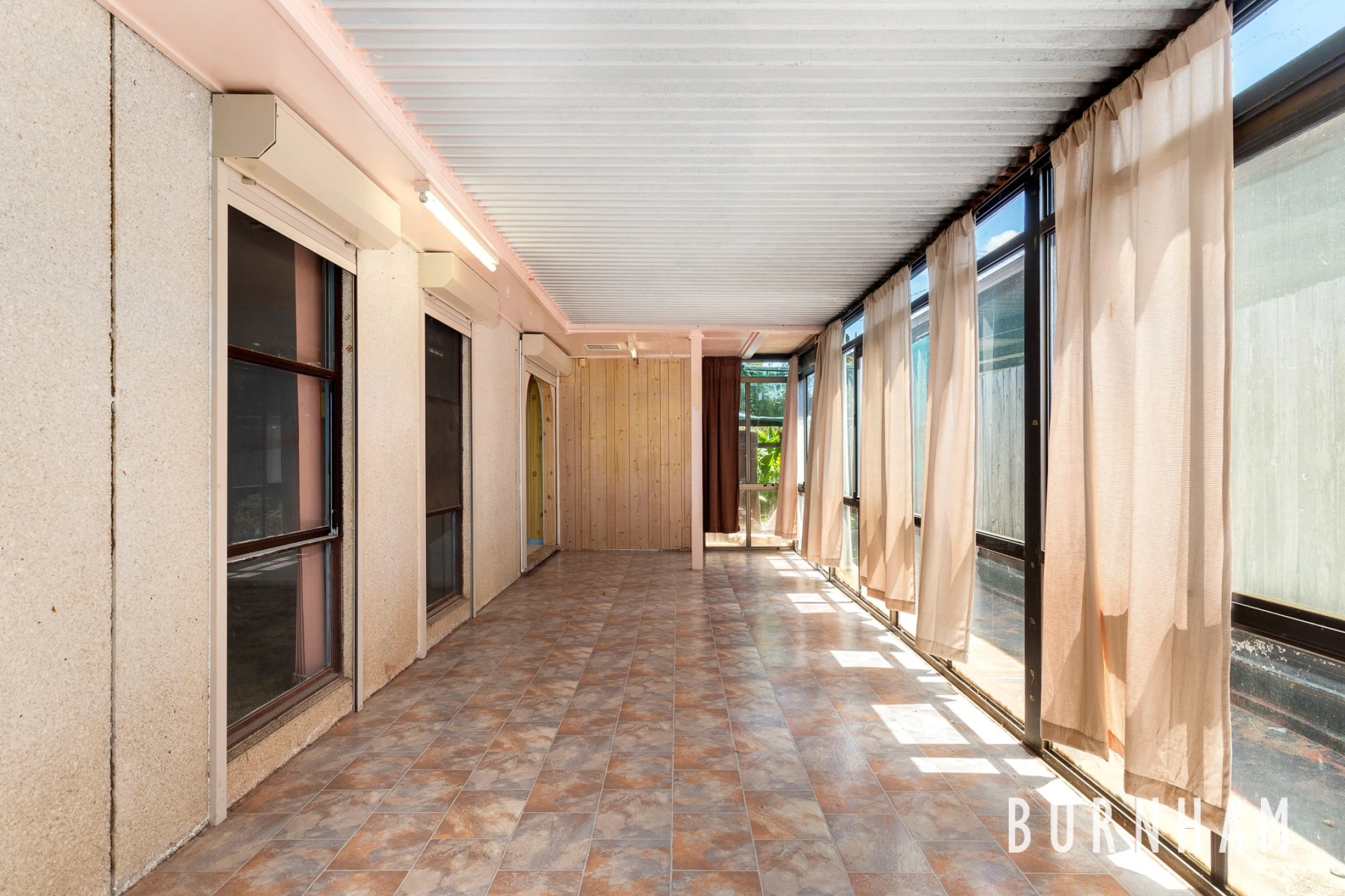 18 Guest Avenue, Albanvale VIC 3021, Albanvale - Thumbnail 3