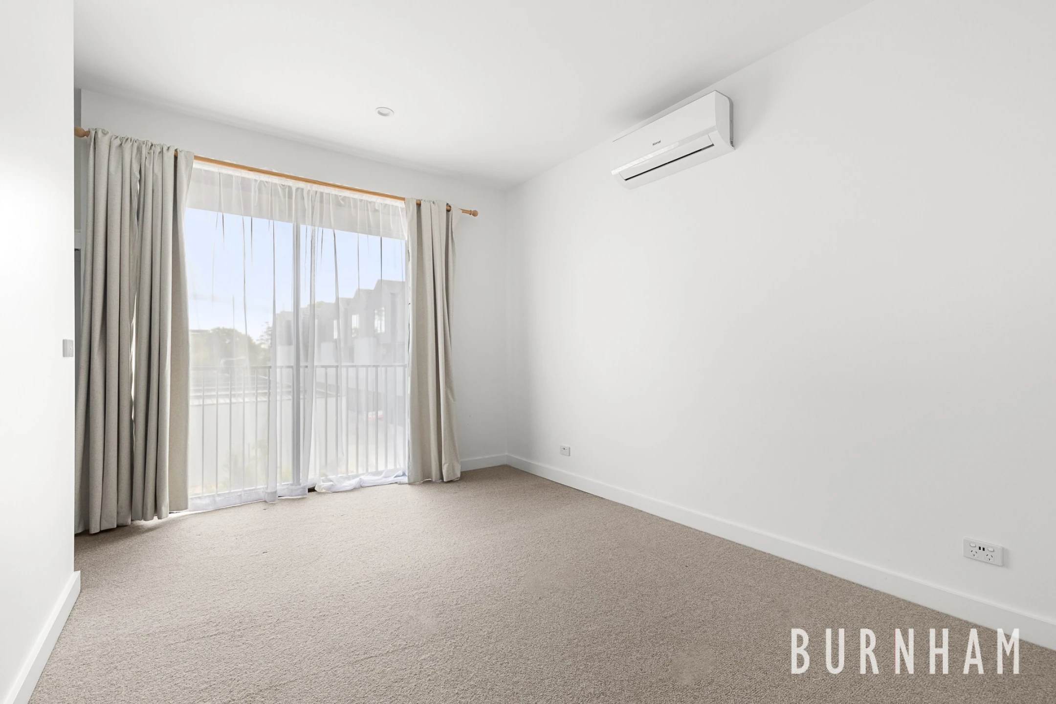 10 Boles Avenue, Sunshine VIC 3020, Sunshine - Thumbnail 7