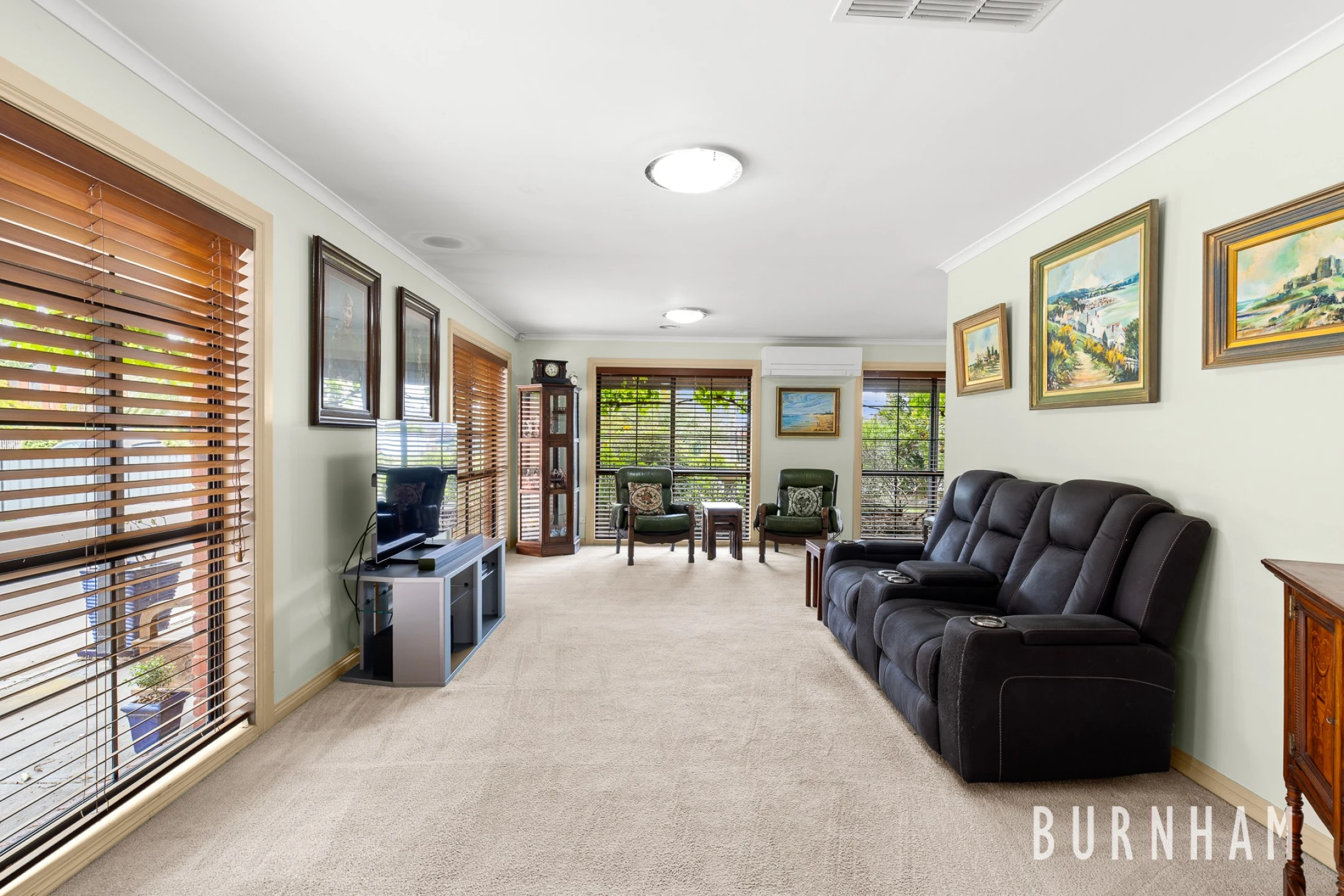 45 Angela Drive, Hoppers Crossing VIC 3029, Hoppers Crossing - Thumbnail 2