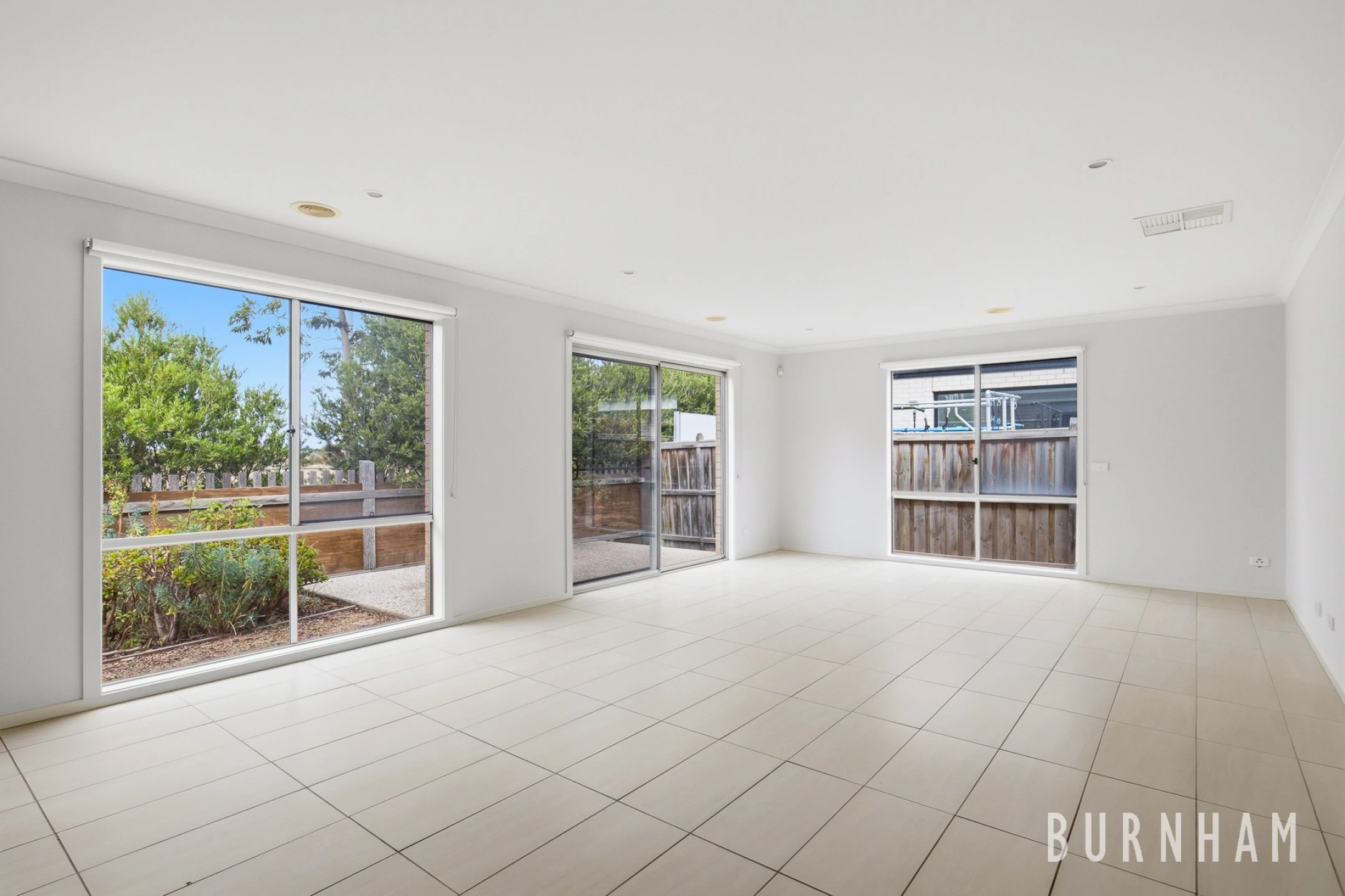 24 Coleridge Circuit, Williams Landing VIC 3027, Williams Landing - Thumbnail 2