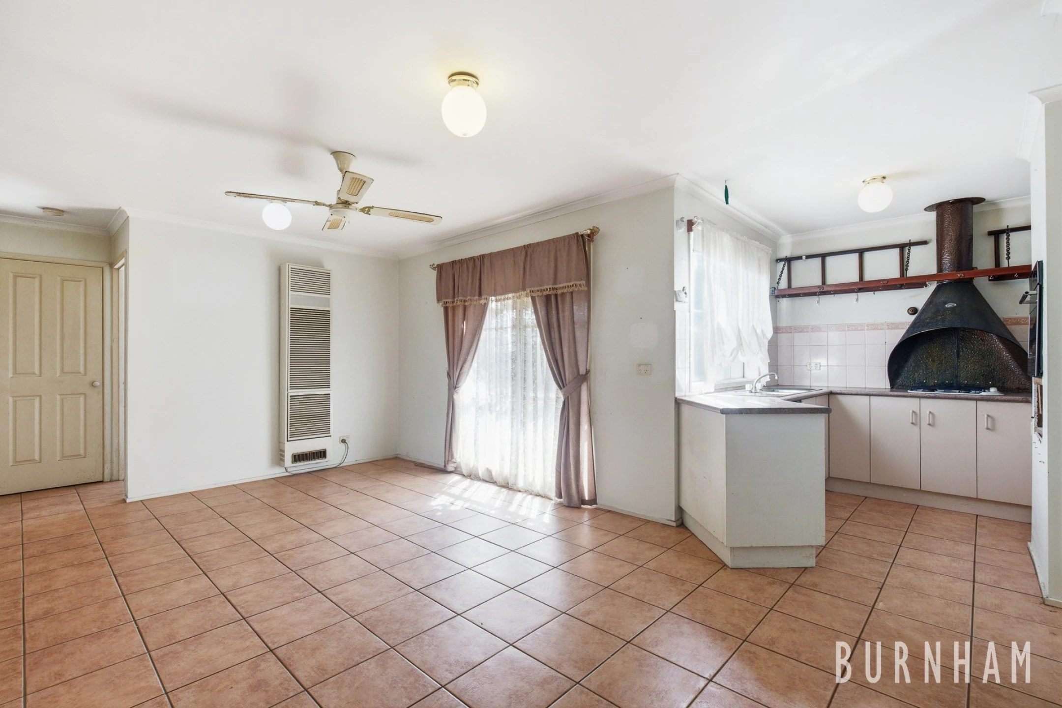 2 Beverstone Place, Werribee VIC 3030, Werribee - Thumbnail 4