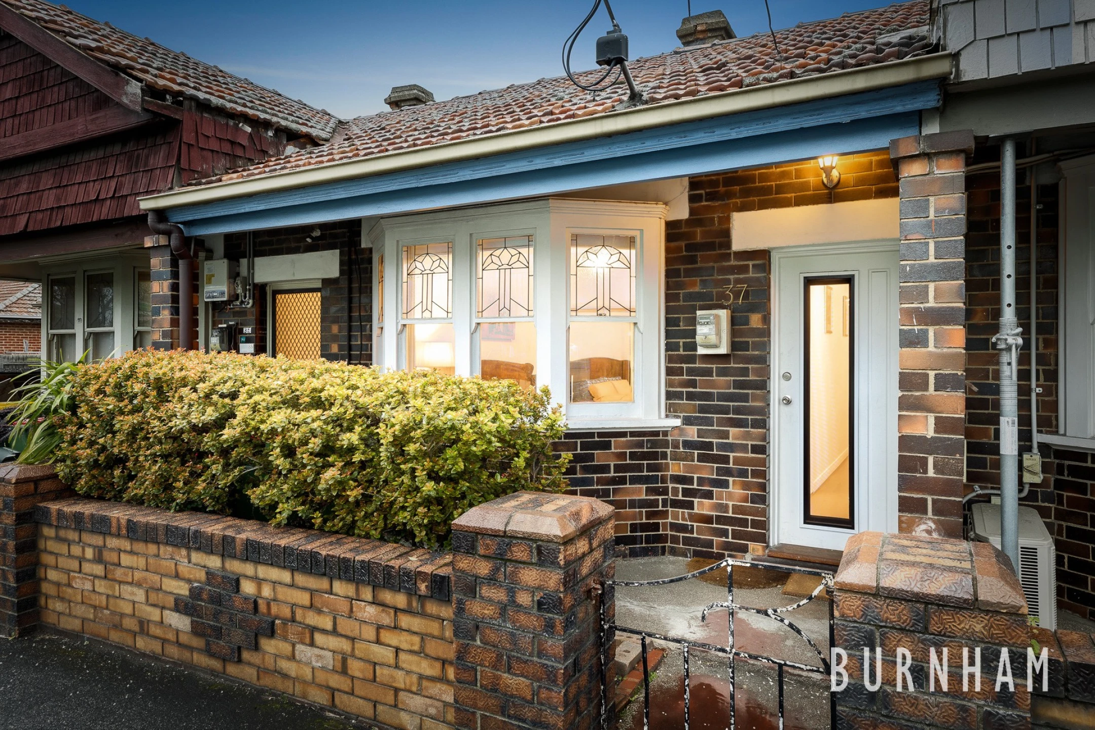 Property enquiry form background image