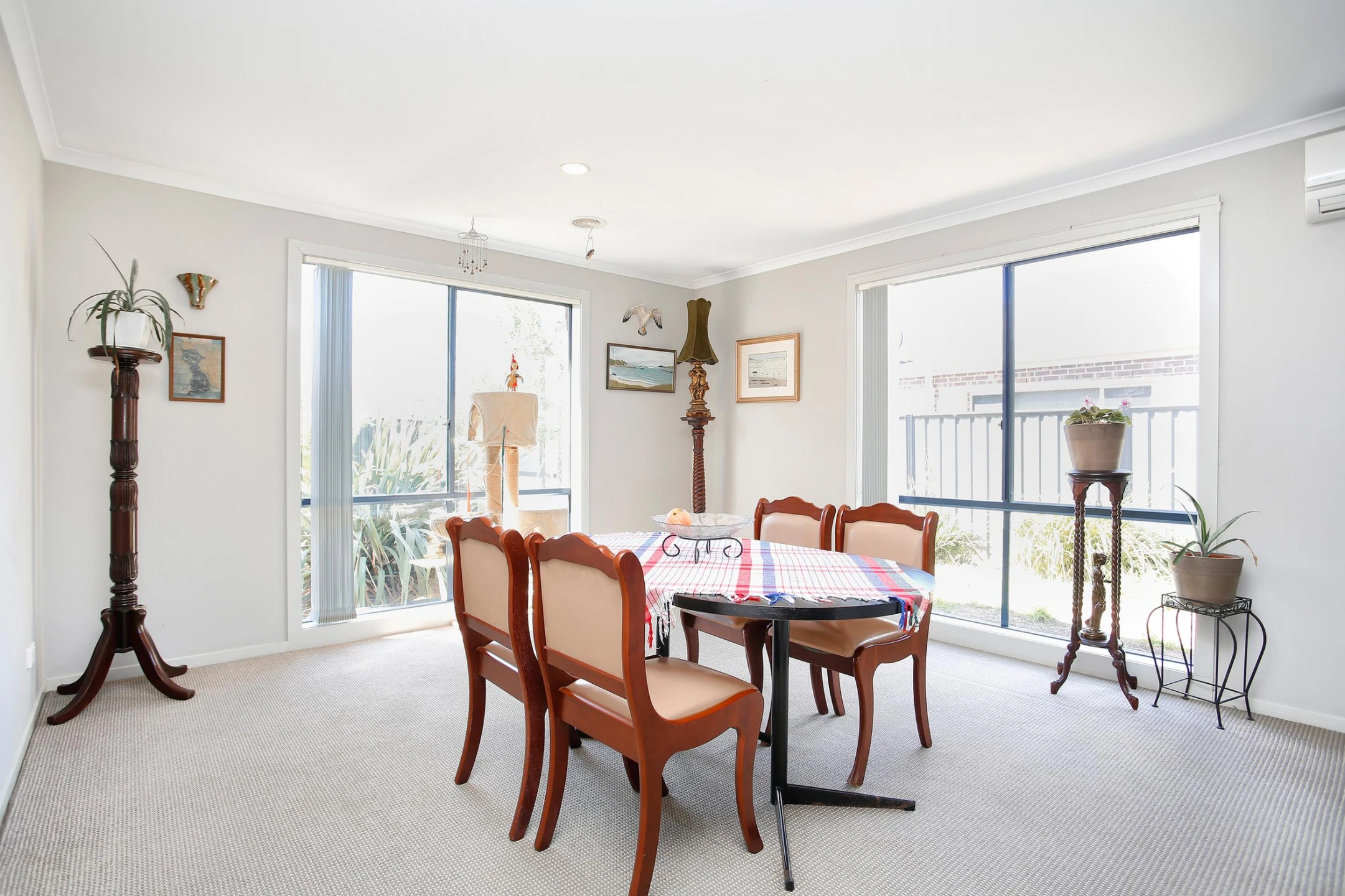 10 Oakham Glade, Derrimut VIC 3030, Derrimut - Thumbnail 5