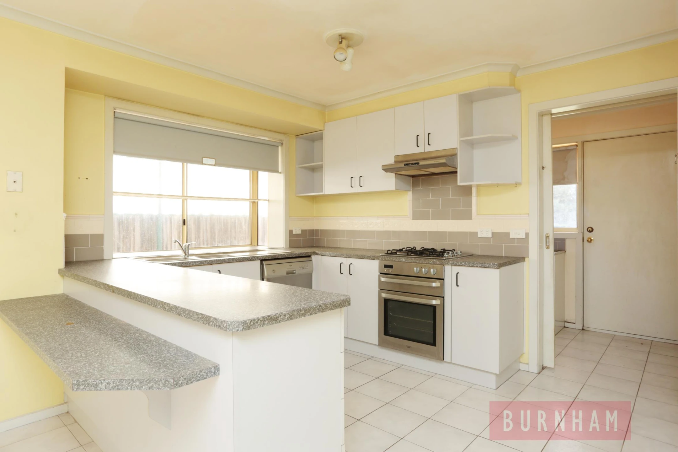 2 Lewin Court, Altona Meadows VIC 3028, Altona Meadows - Thumbnail 4