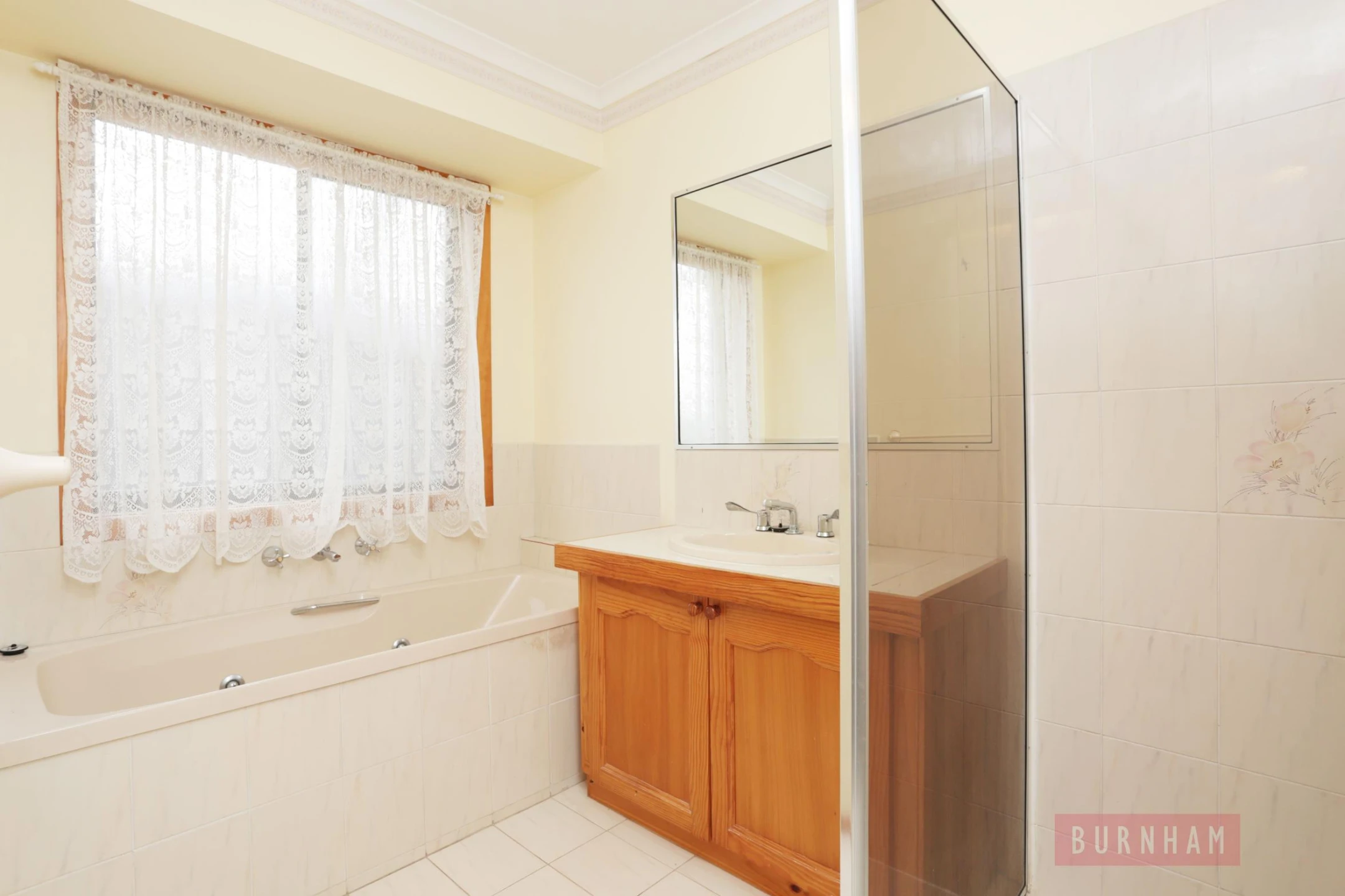 57 Sommers Drive, Altona Meadows VIC 3028, Altona Meadows - Thumbnail 5