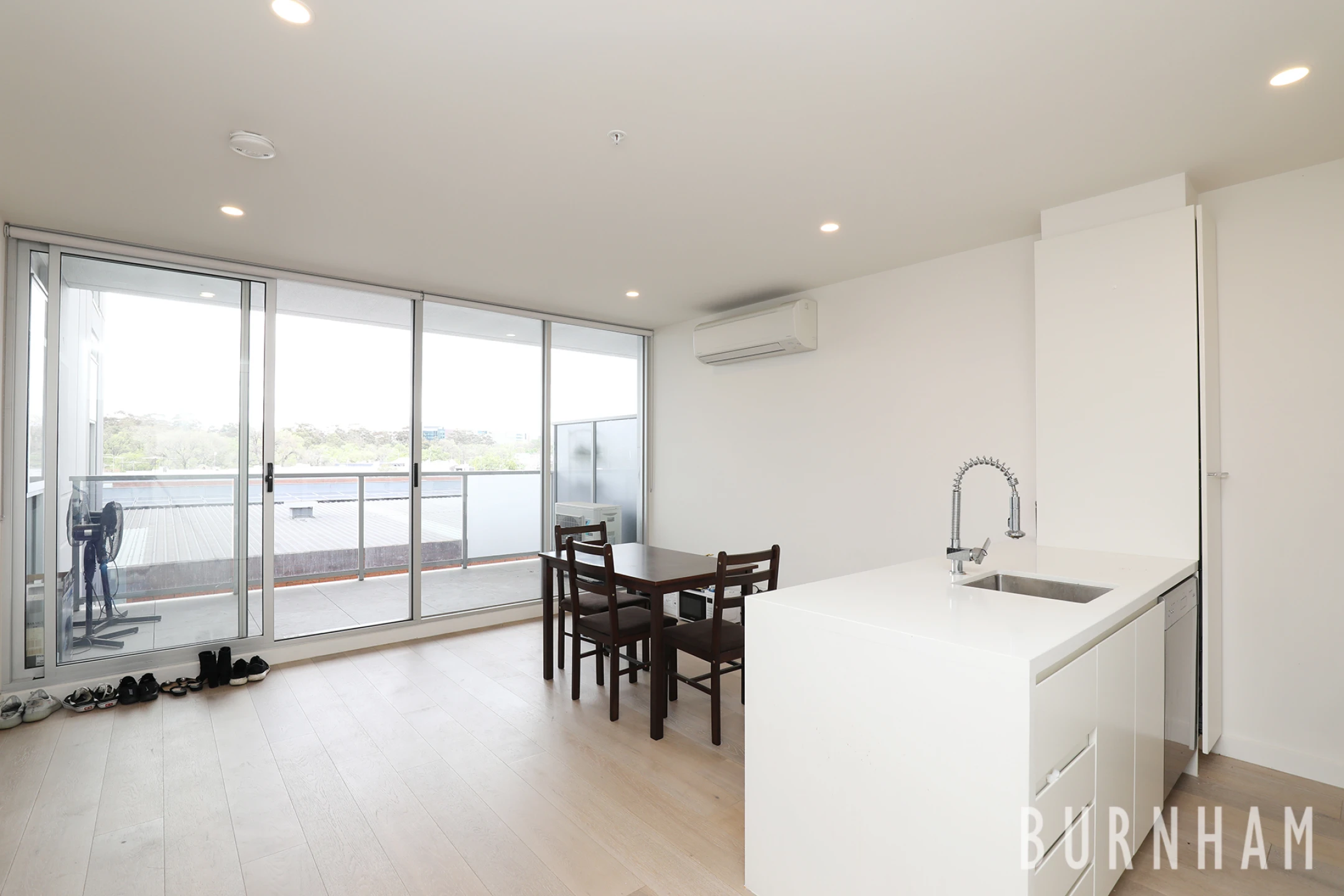 205 / 39 Racecourse Road, North Melbourne VIC 3051, North Melbourne - Thumbnail 2