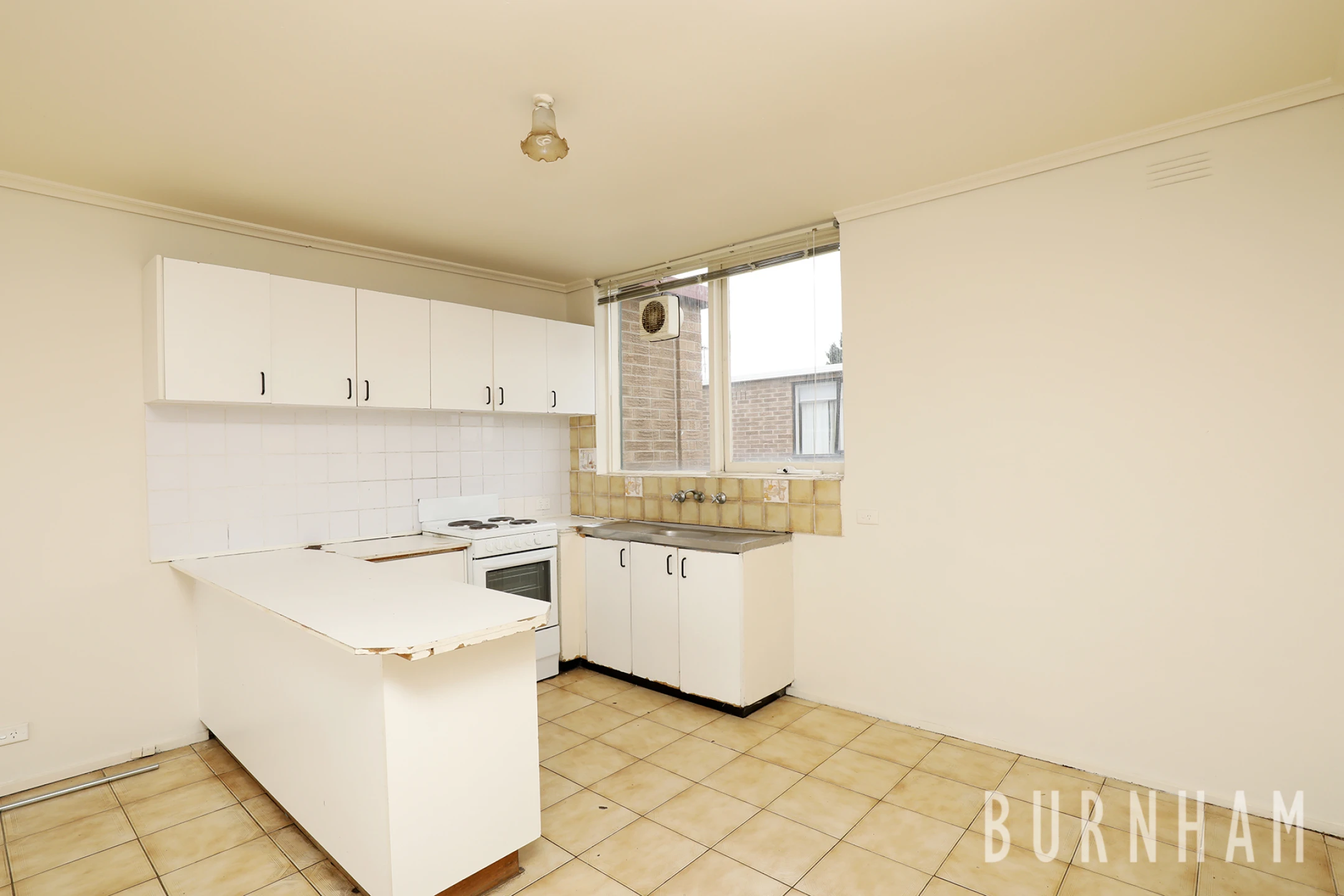 Unit 10 / 657 Barkly Street, WEST FOOTSCRAY VIC 3012, West Footscray - Thumbnail 2