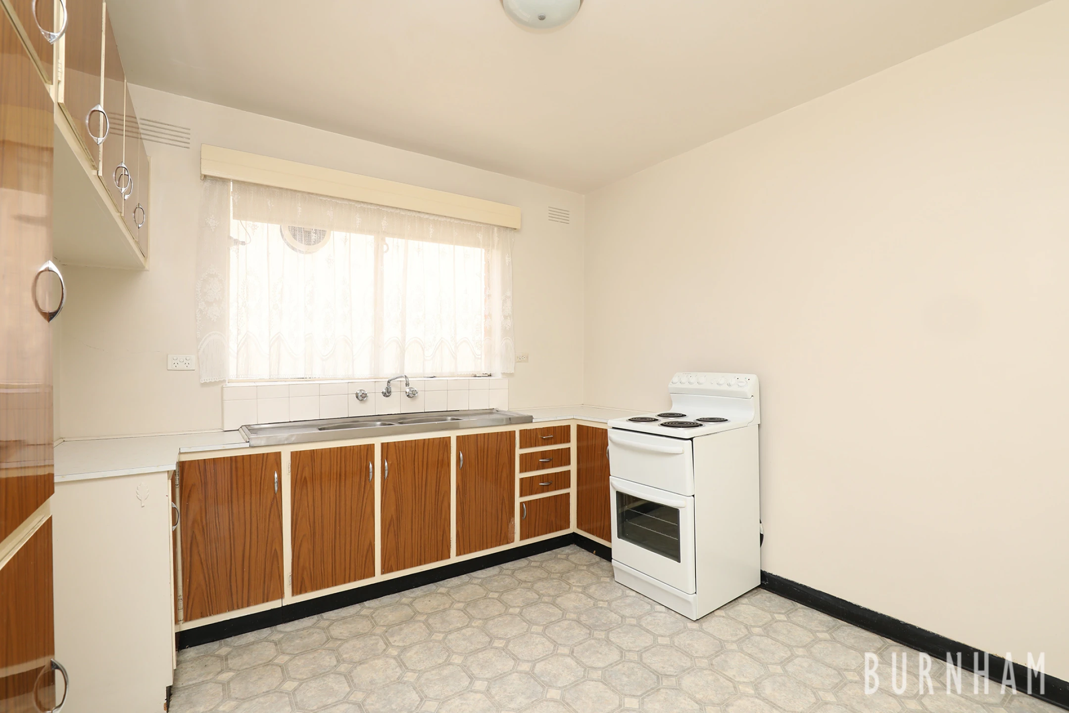 Unit 1 / 86 The Strand, Newport VIC 3015, Newport - Thumbnail 3