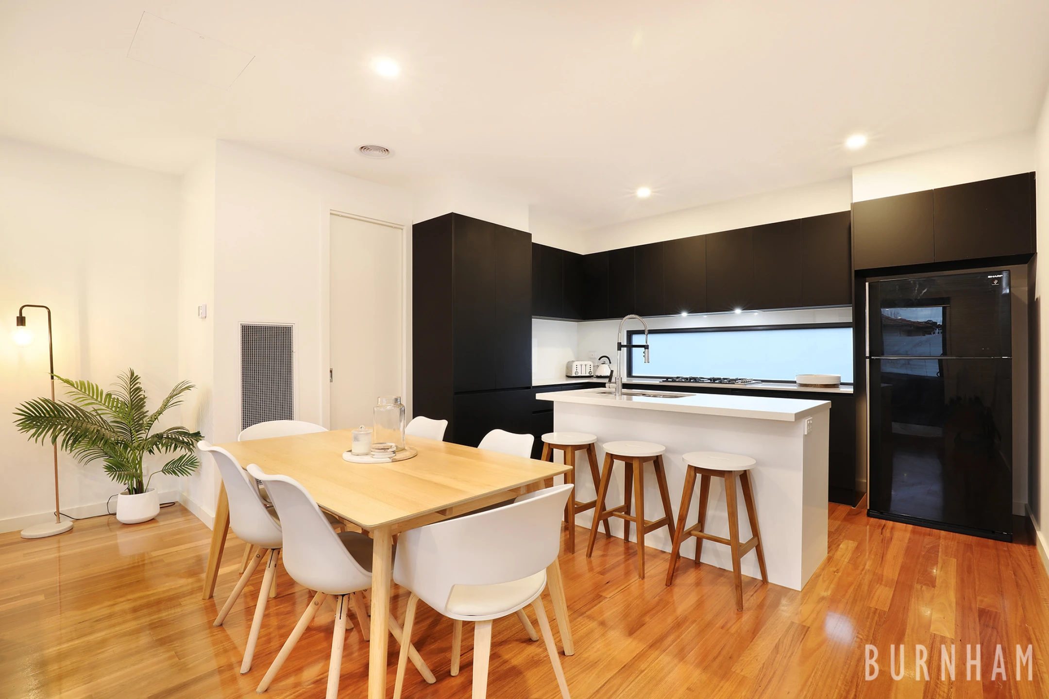 4 / 72 Nimmo Street, Essendon VIC 3040, Essendon - Thumbnail 2
