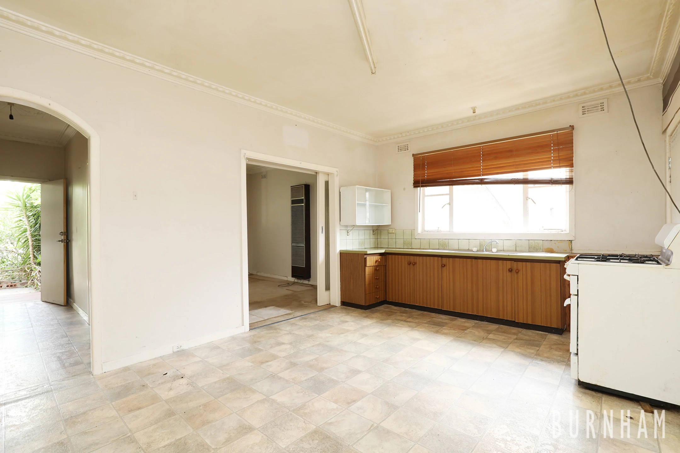 32 Cleveland Street, St Albans VIC 3021, St Albans - Thumbnail 2